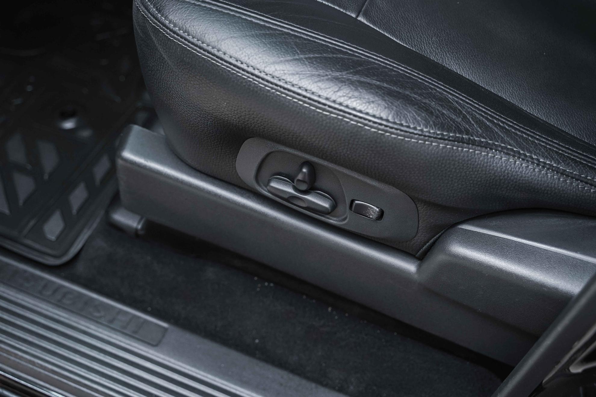 Mitsubishi Pajero 2018, черный, ДЦ Орехово