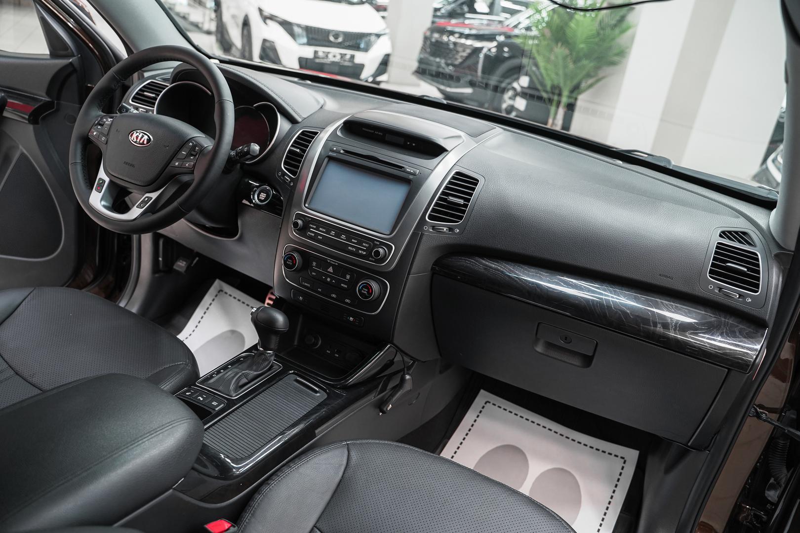 Kia Sorento 2015, коричневый, ДЦ Орехово