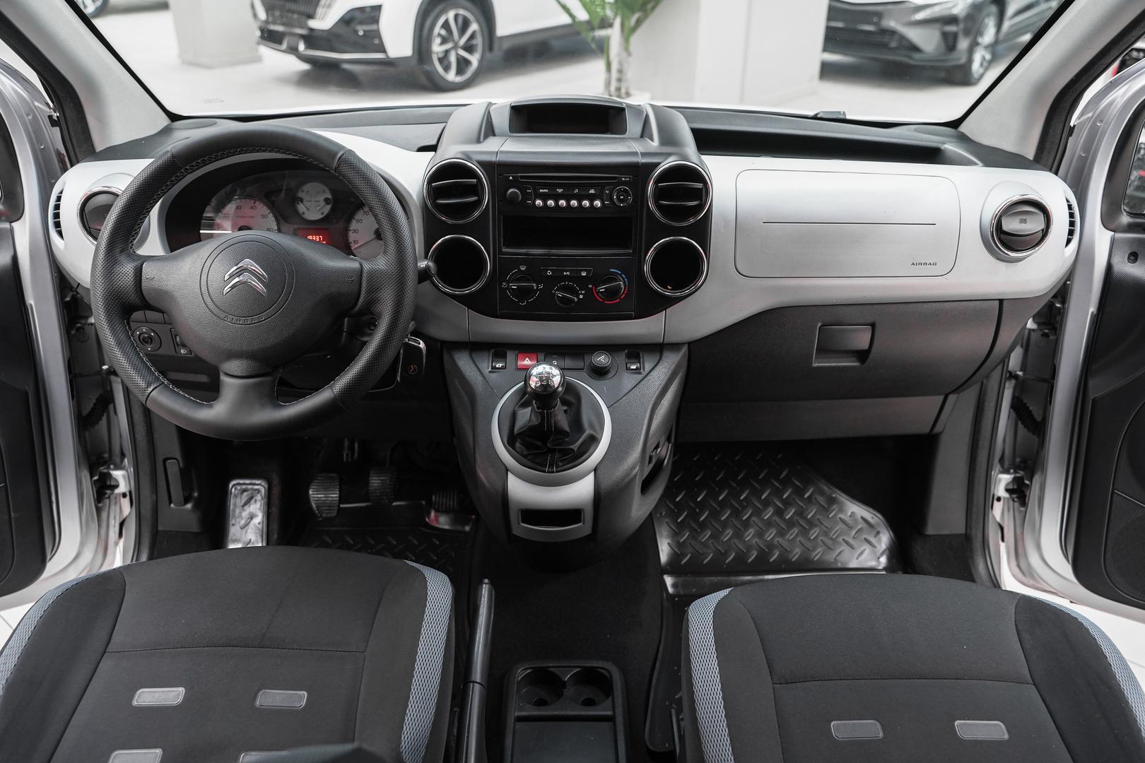 Citroen Berlingo 2013, серебряный, ДЦ Орехово