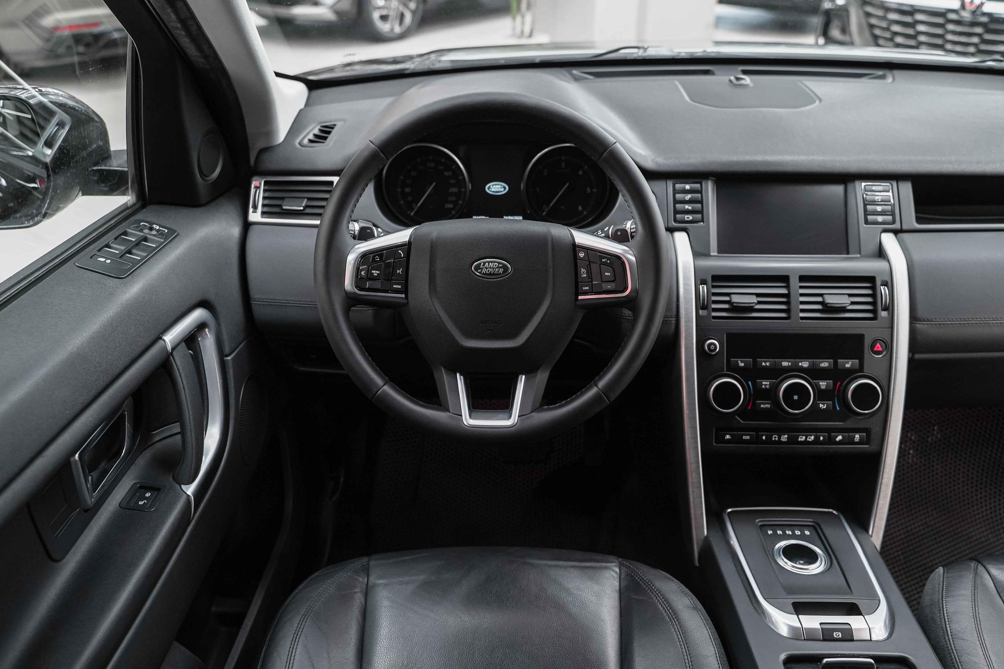 Land Rover Discovery Sport 2017, черный, ДЦ Орехово