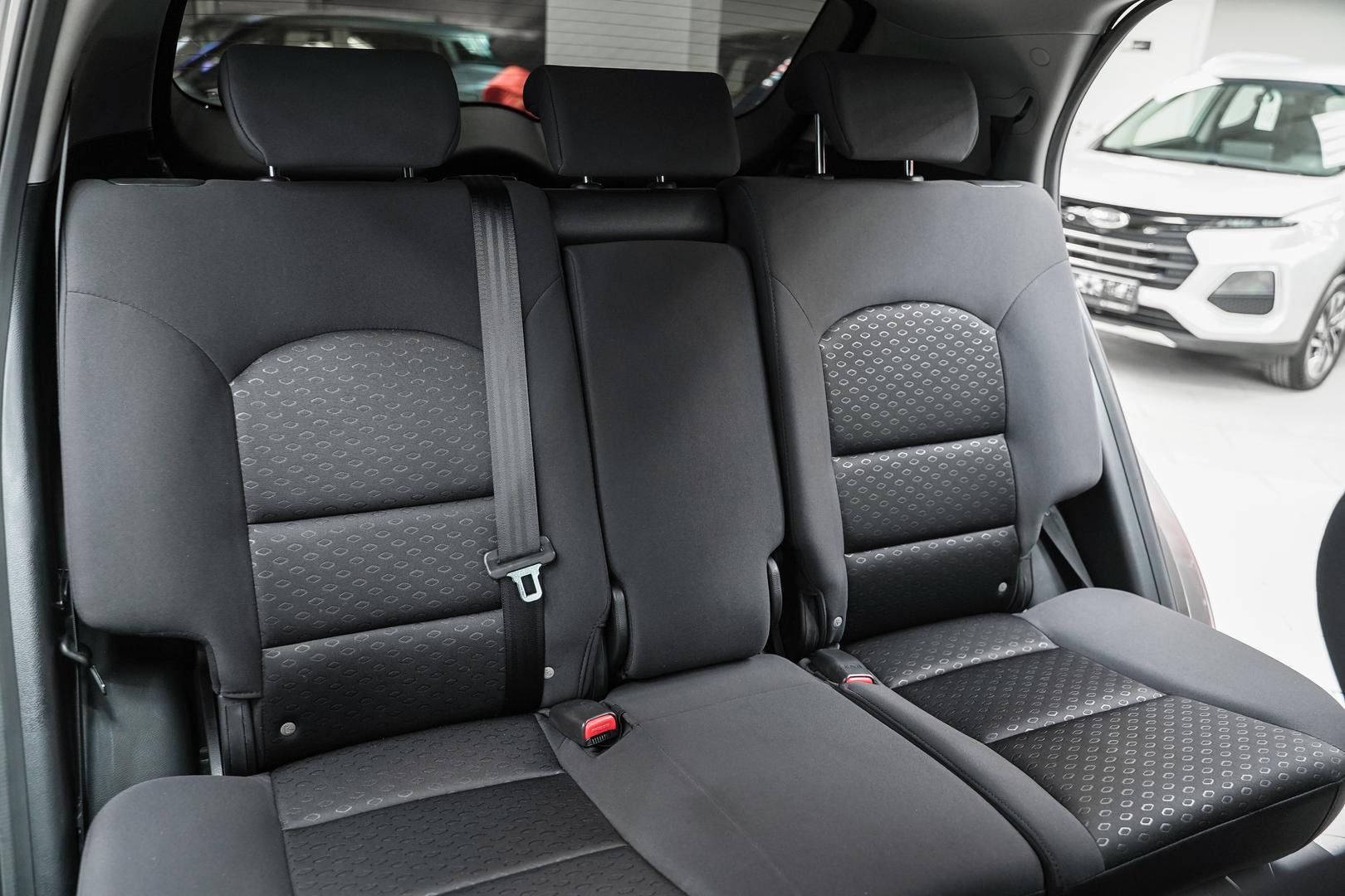 SsangYong Actyon 2013, серый, ДЦ Орехово