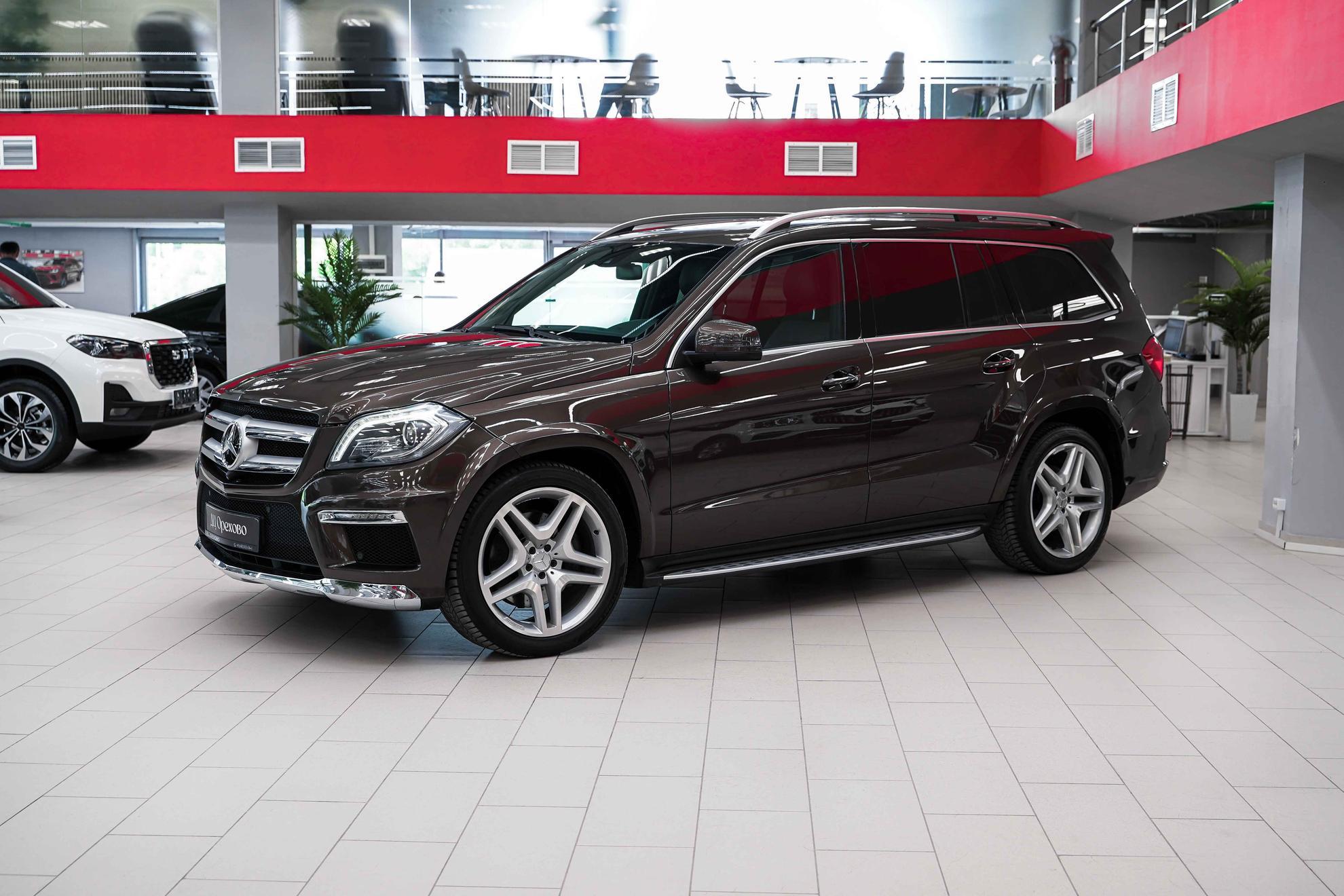 Mercedes-Benz GL-Класс 2013, коричневый, ДЦ Орехово