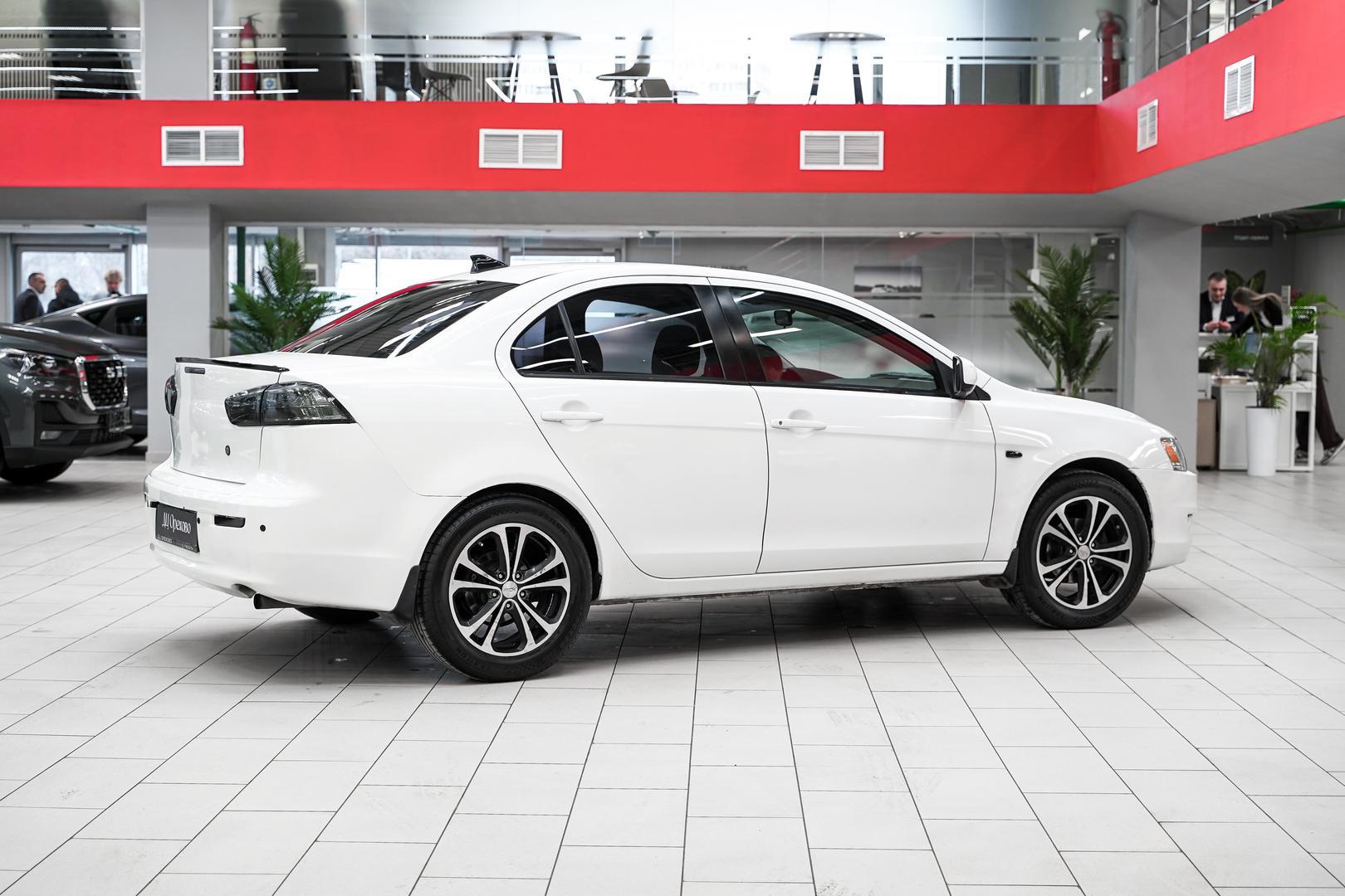 Mitsubishi Lancer 2008, белый, ДЦ Орехово