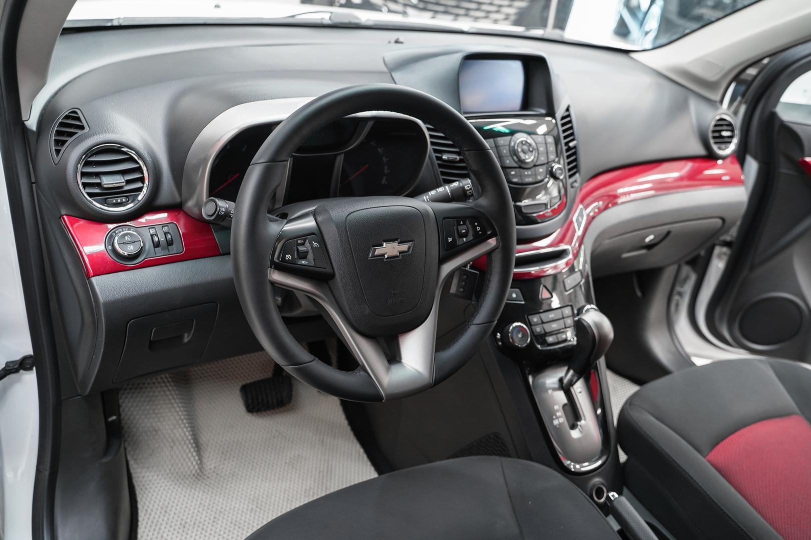 Chevrolet Orlando 2012, белый, ДЦ Орехово