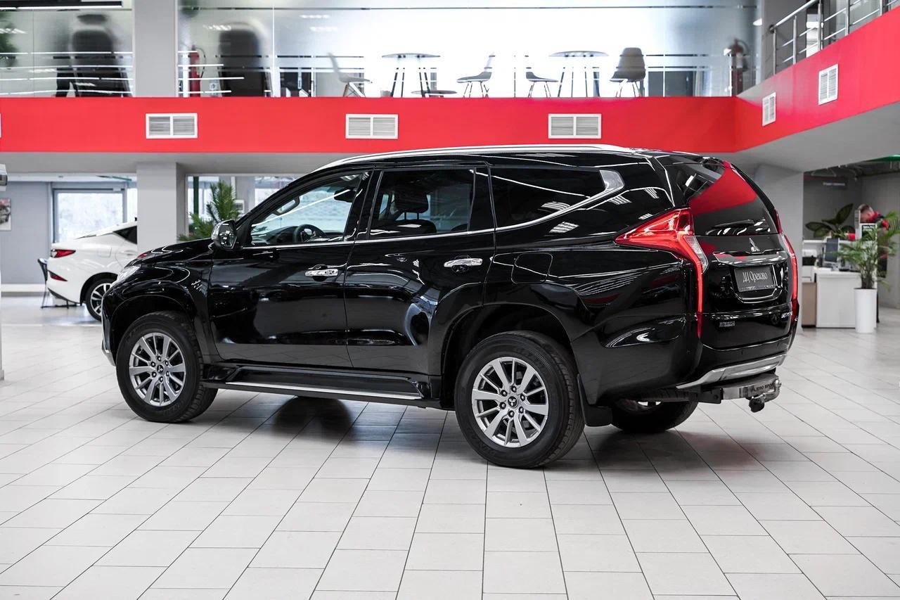 Mitsubishi Pajero Sport 2018, черный, ДЦ Орехово