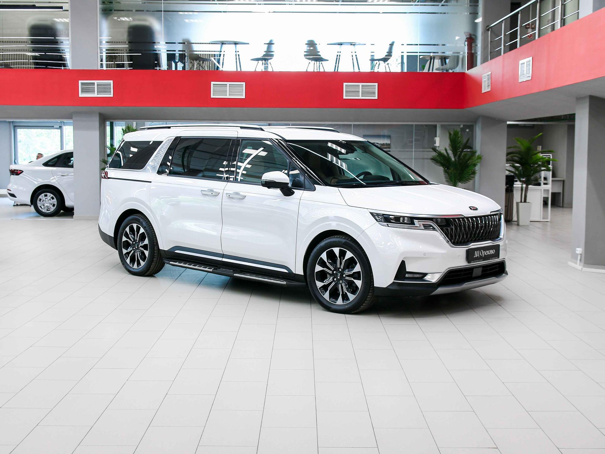Kia Carnival 2020, белый, ДЦ Орехово