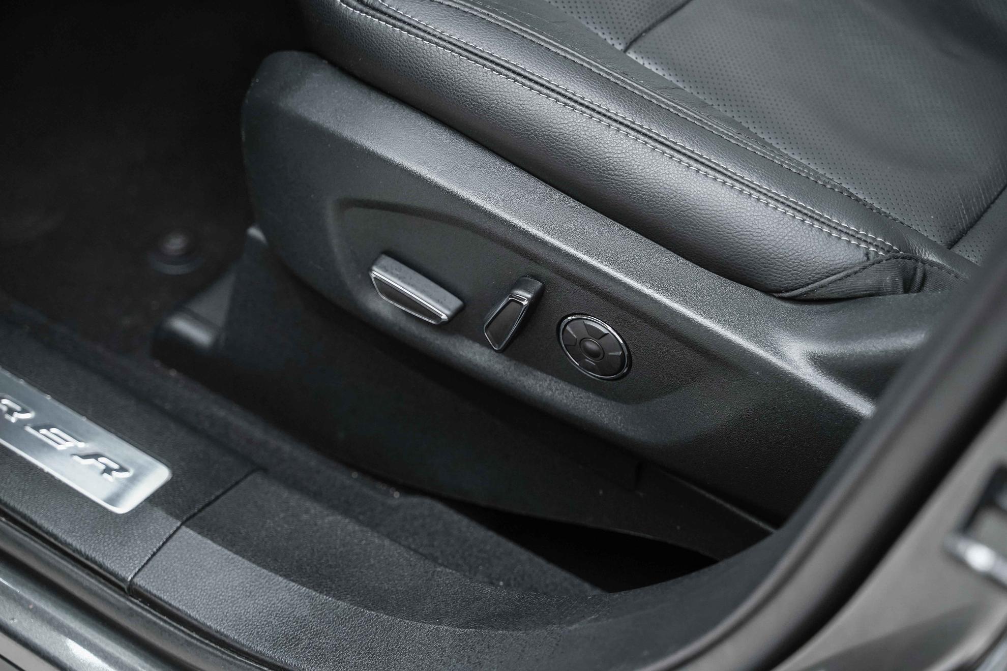 Ford Explorer 2018, серый, ДЦ Орехово