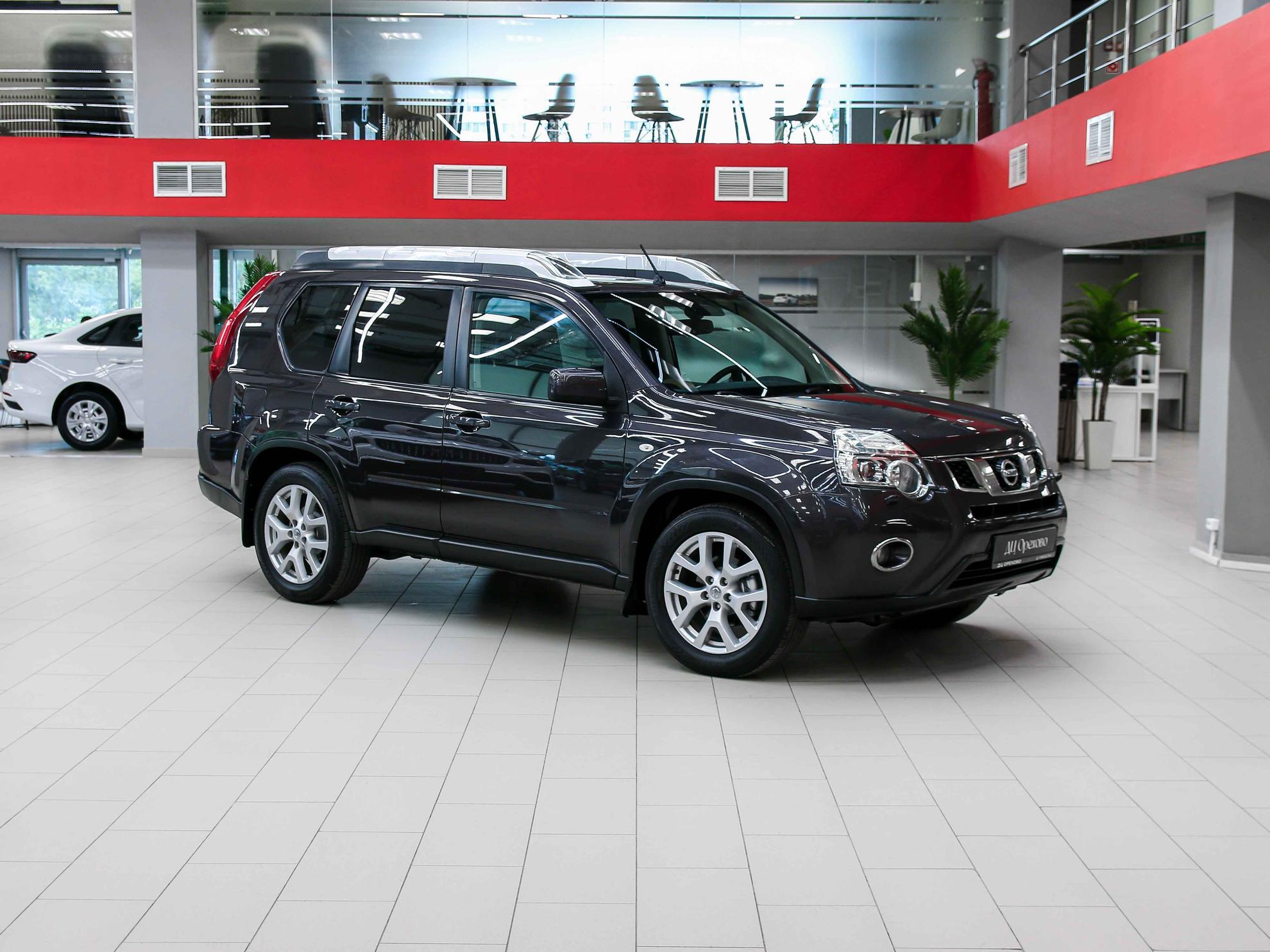 Nissan X-Trail 2011, серый, ДЦ Орехово