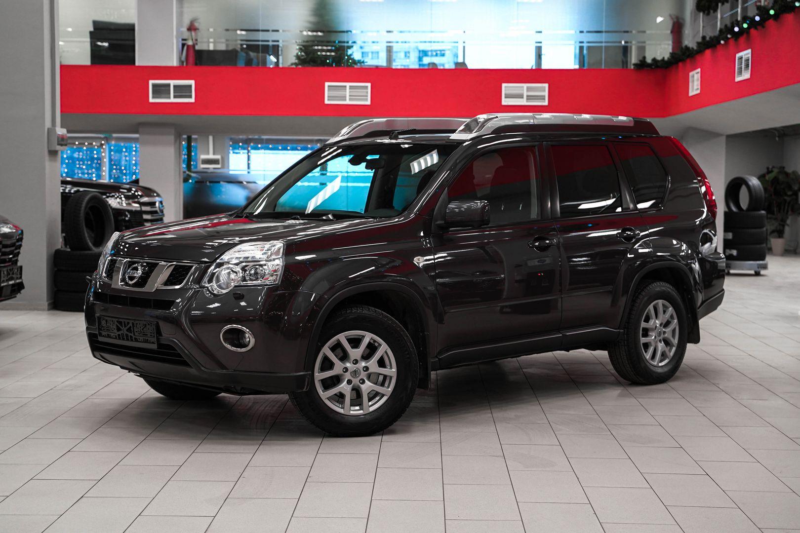 Nissan X-Trail 2013, серый, ДЦ Орехово