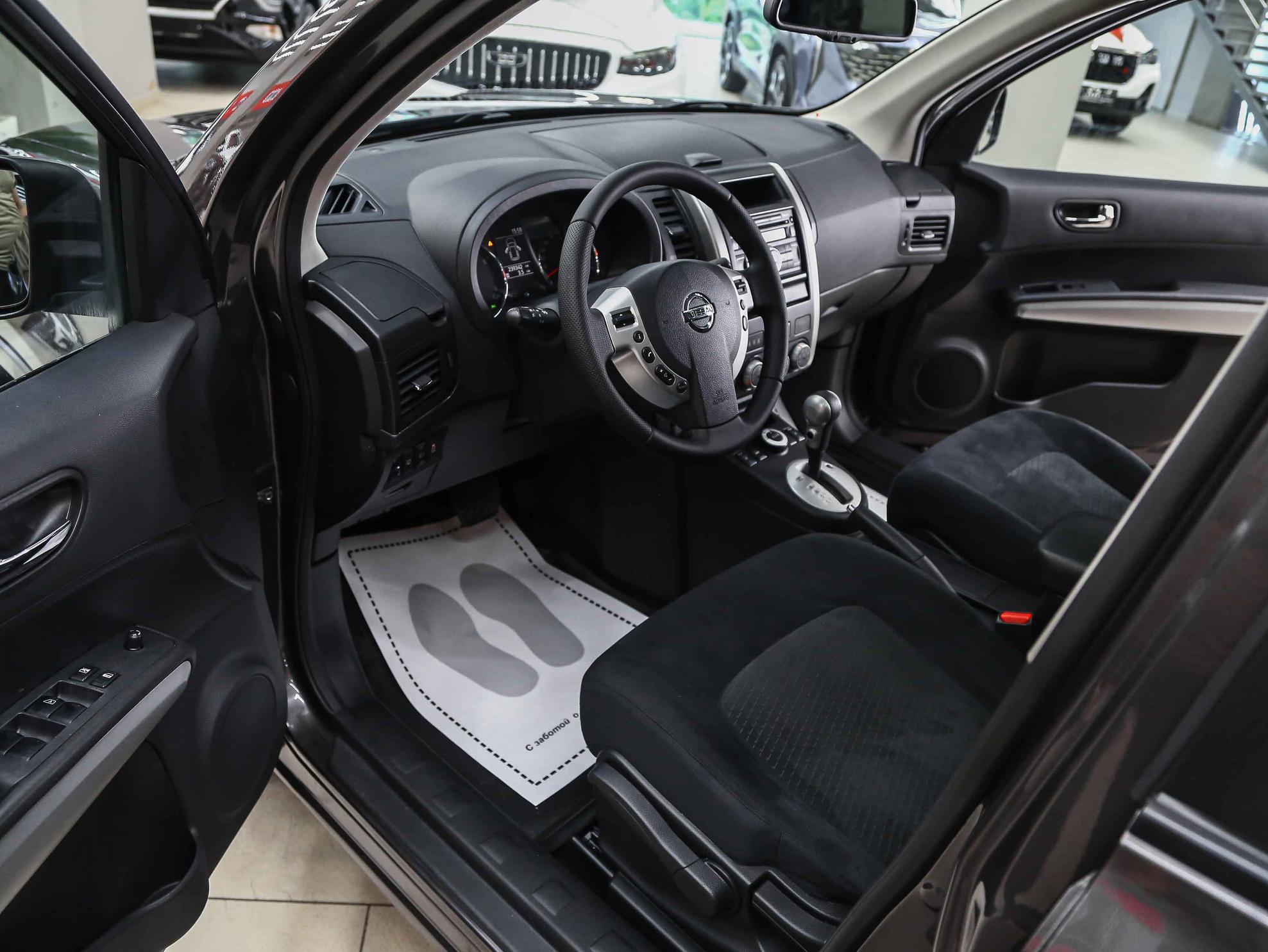 Nissan X-Trail 2011, серый, ДЦ Орехово