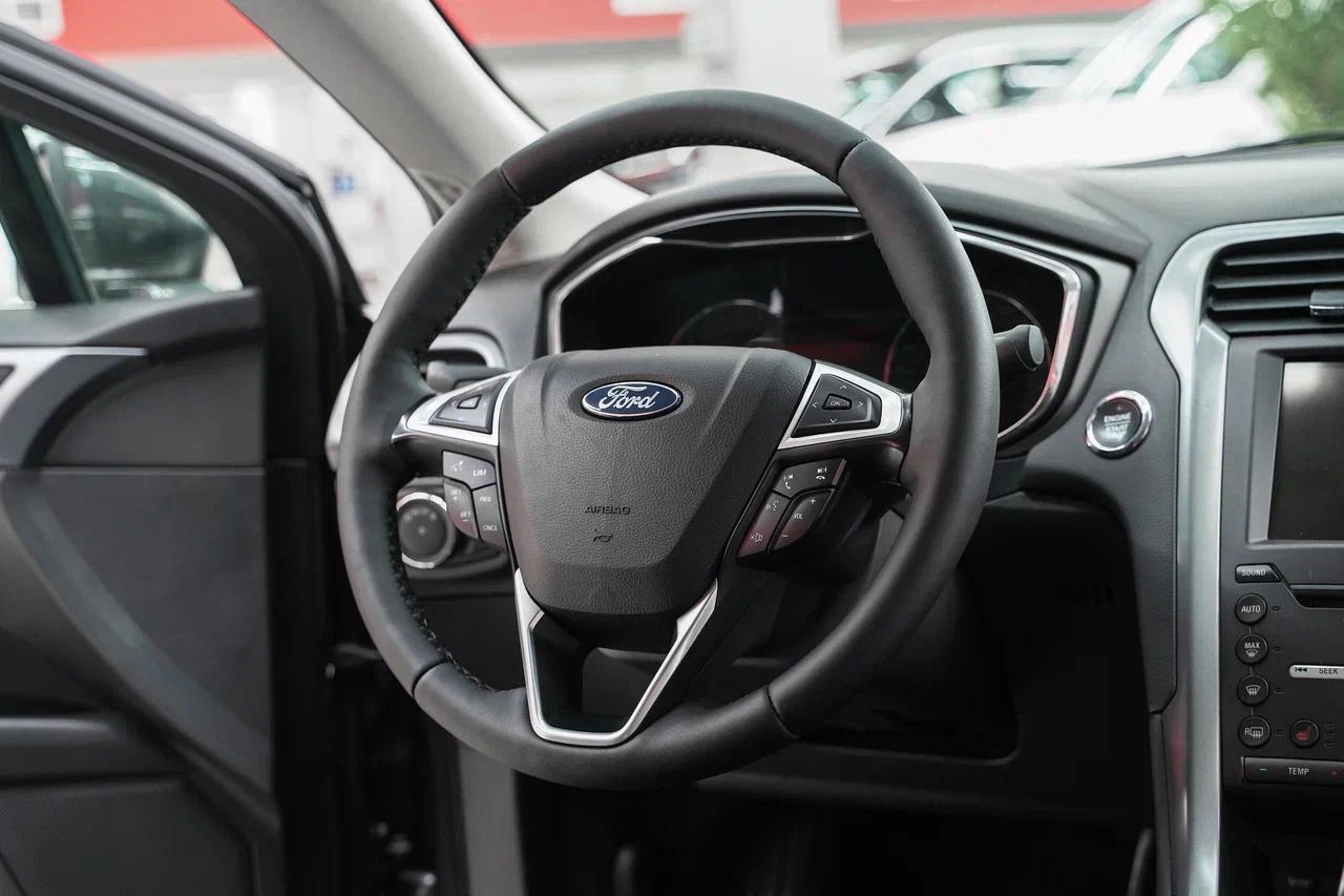 Ford Mondeo 2015, серый, ДЦ Орехово