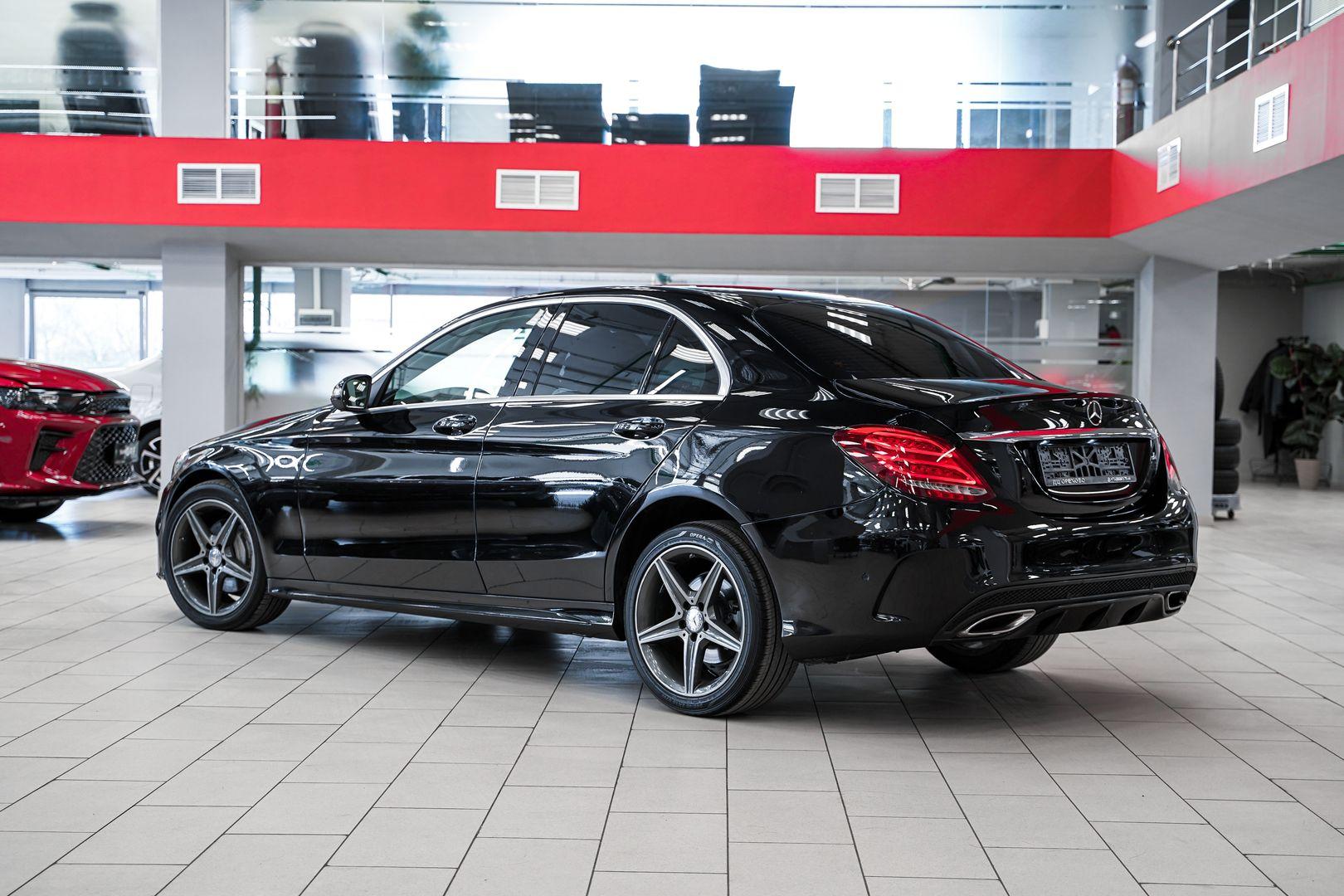 Mercedes-Benz C-Класс 2014, черный, ДЦ Орехово