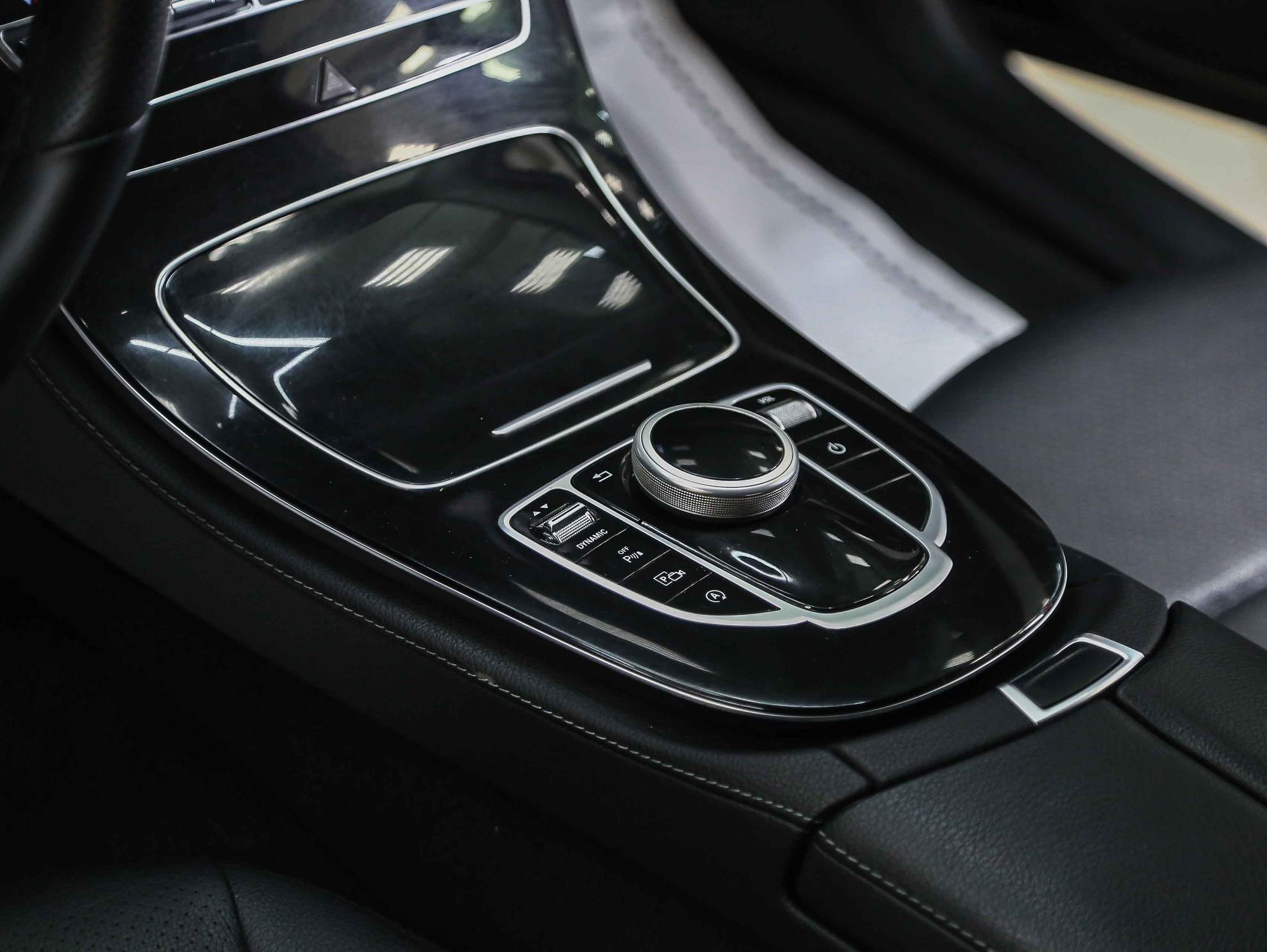 Mercedes-Benz E-Класс 2019, черный, ДЦ Орехово