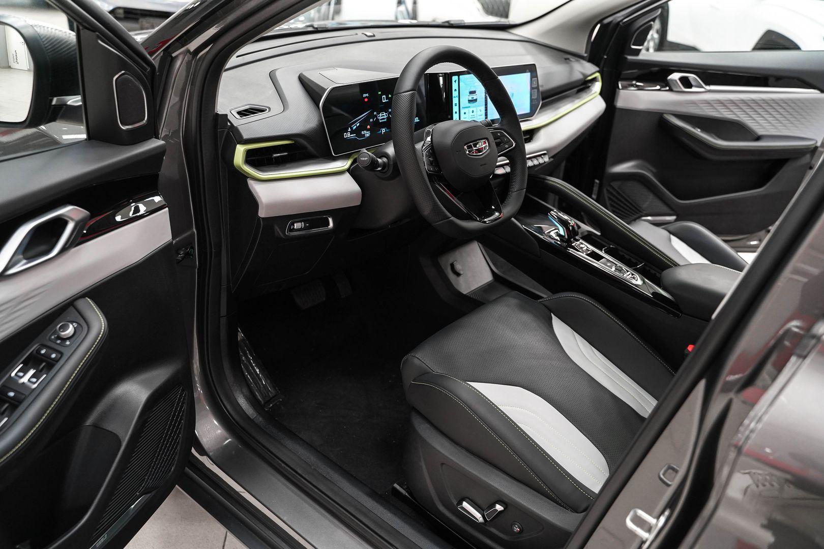 Geely Coolray 2023, серый, ДЦ Орехово