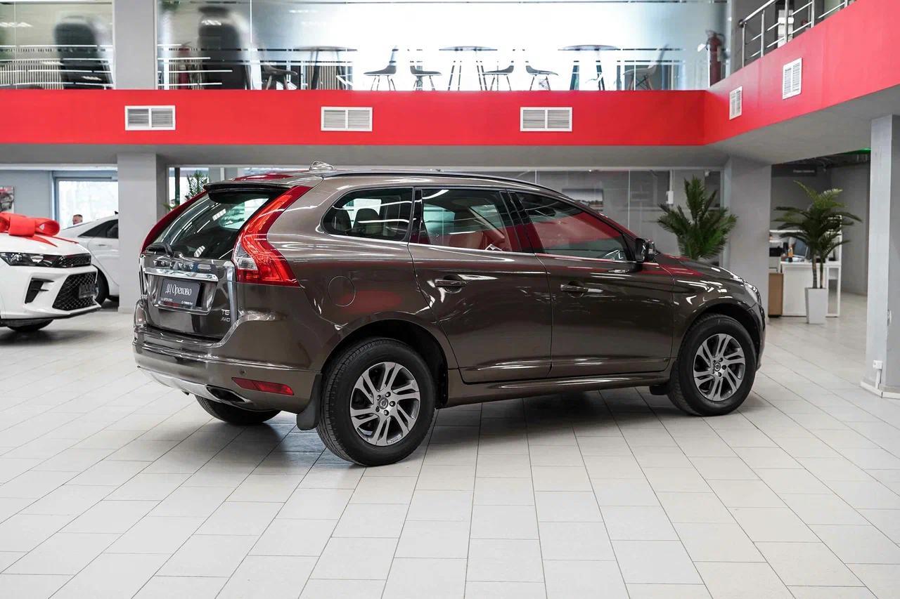 Volvo XC60 2014, коричневый, ДЦ Орехово