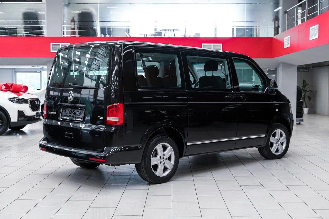 Volkswagen Caravelle 2013, черный, ДЦ Орехово