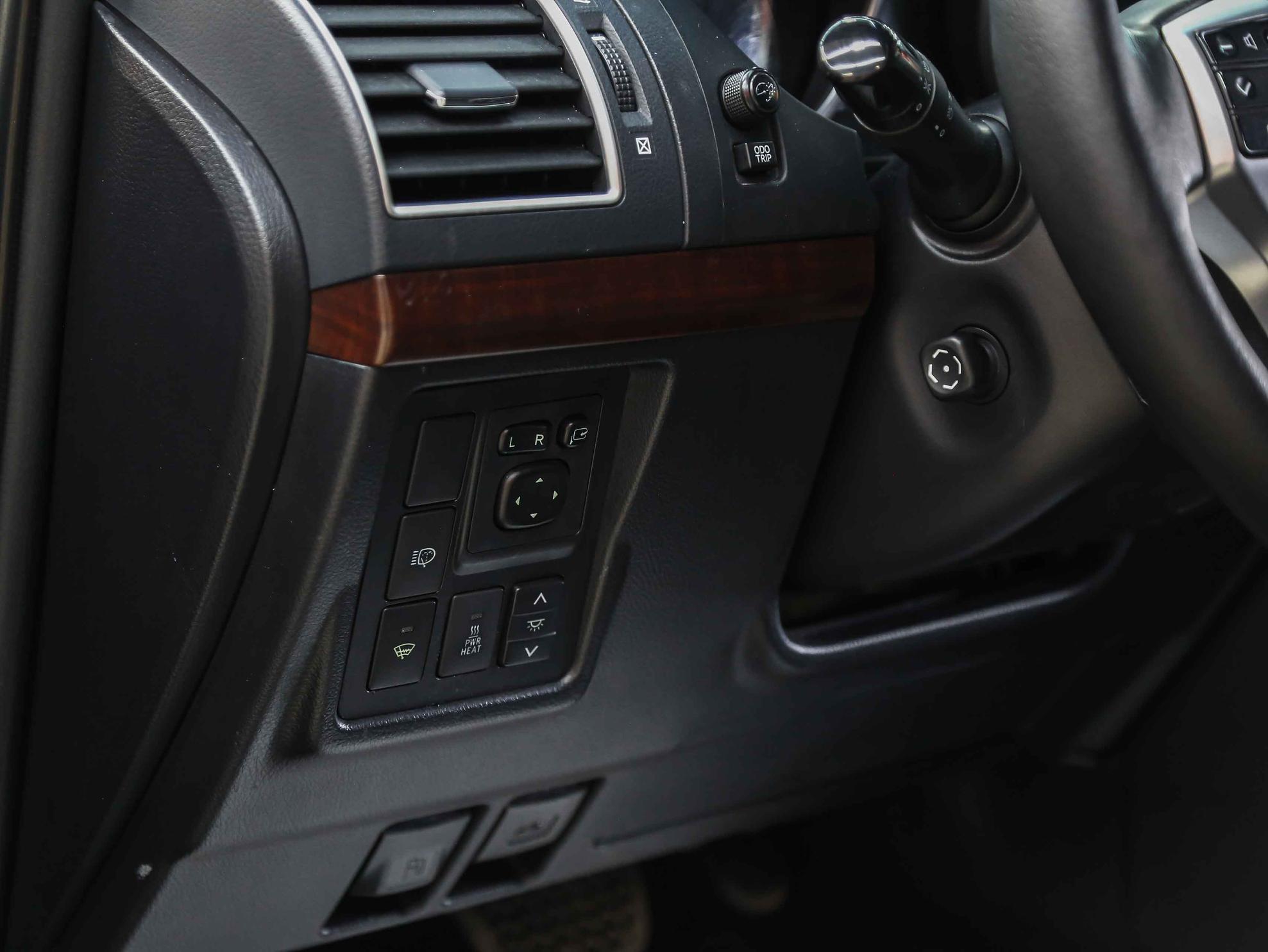 Toyota Land Cruiser Prado 2014, серый, ДЦ Орехово