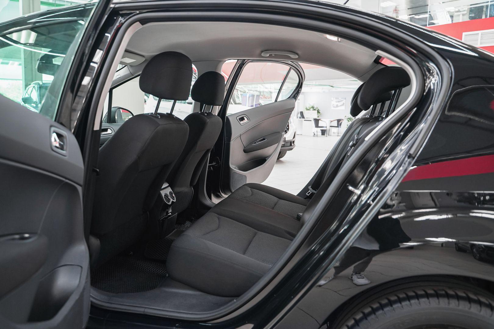 Peugeot 408 2012, черный, ДЦ Орехово