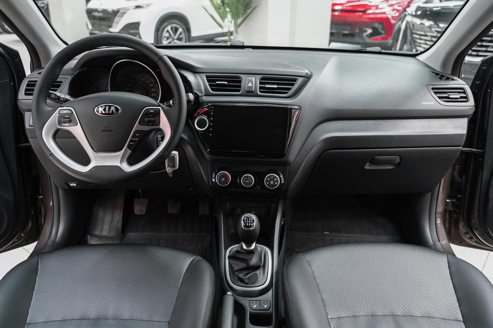 Kia Rio 2016, коричневый, ДЦ Орехово