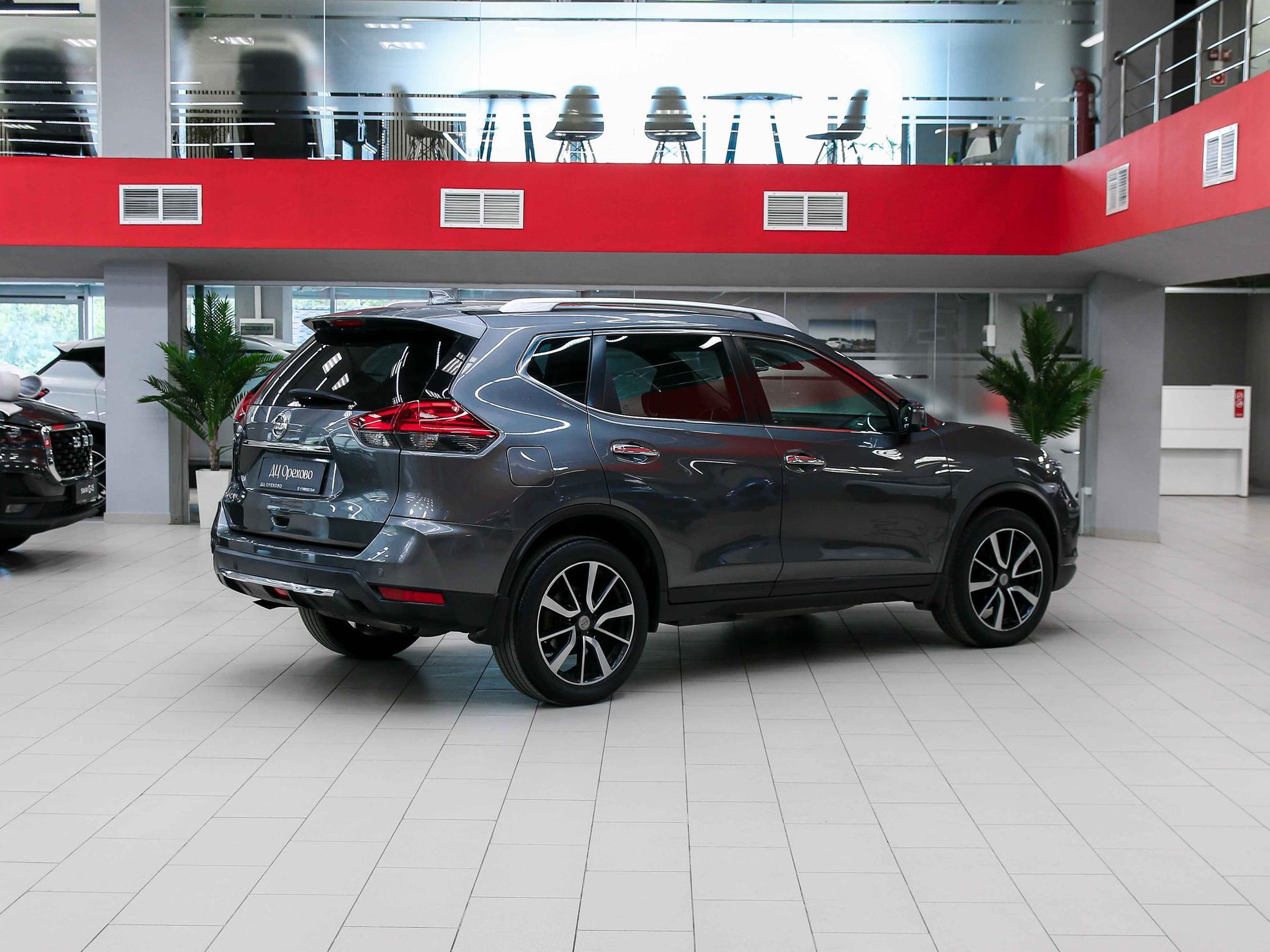 Nissan X-Trail 2018, серый, ДЦ Орехово
