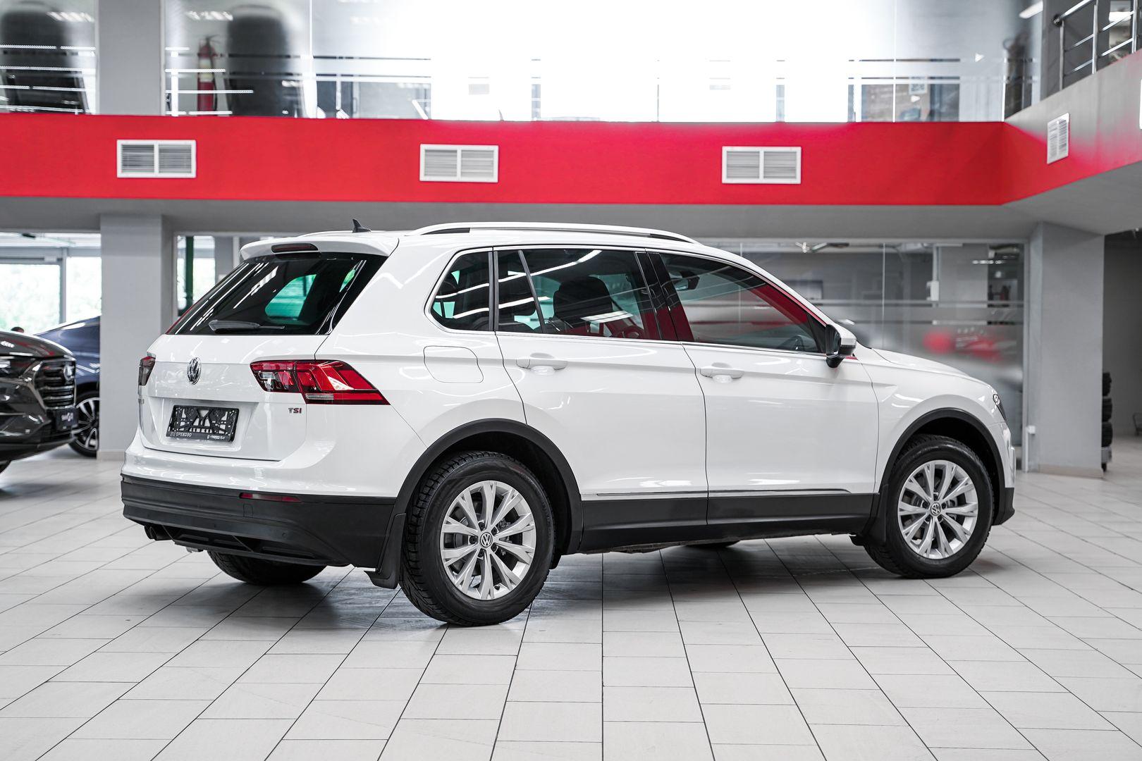 Volkswagen Tiguan 2017, белый, ДЦ Орехово