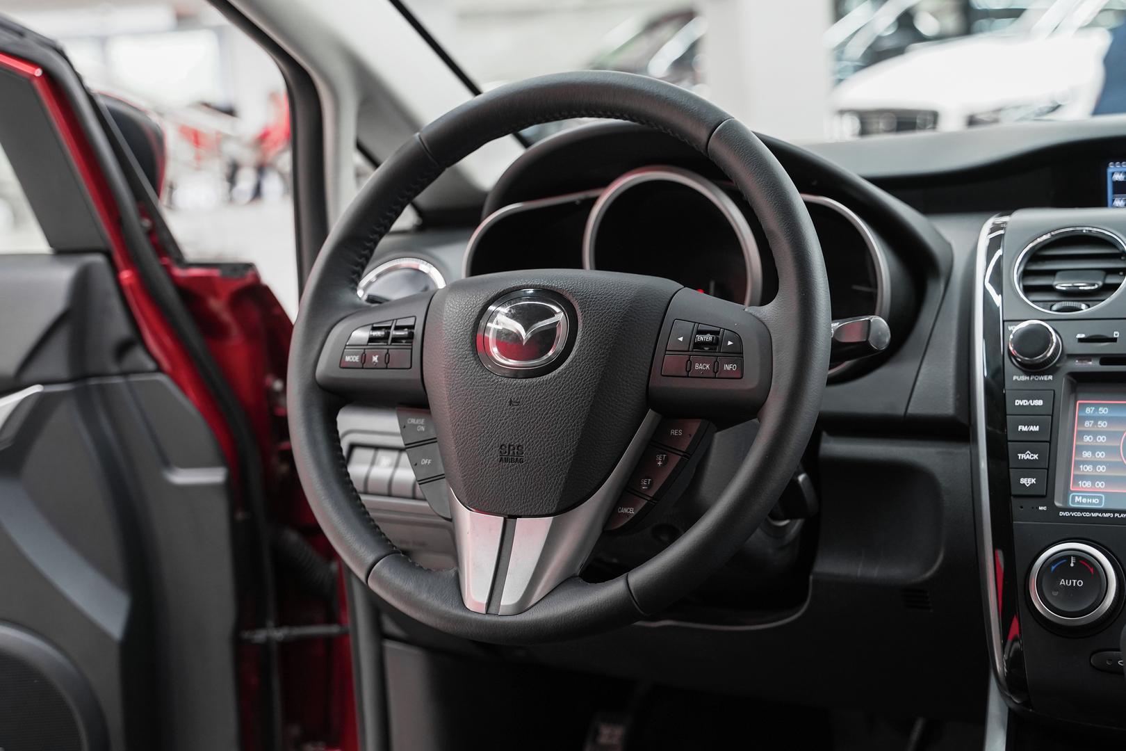 Mazda CX-7 2010, красный, ДЦ Орехово