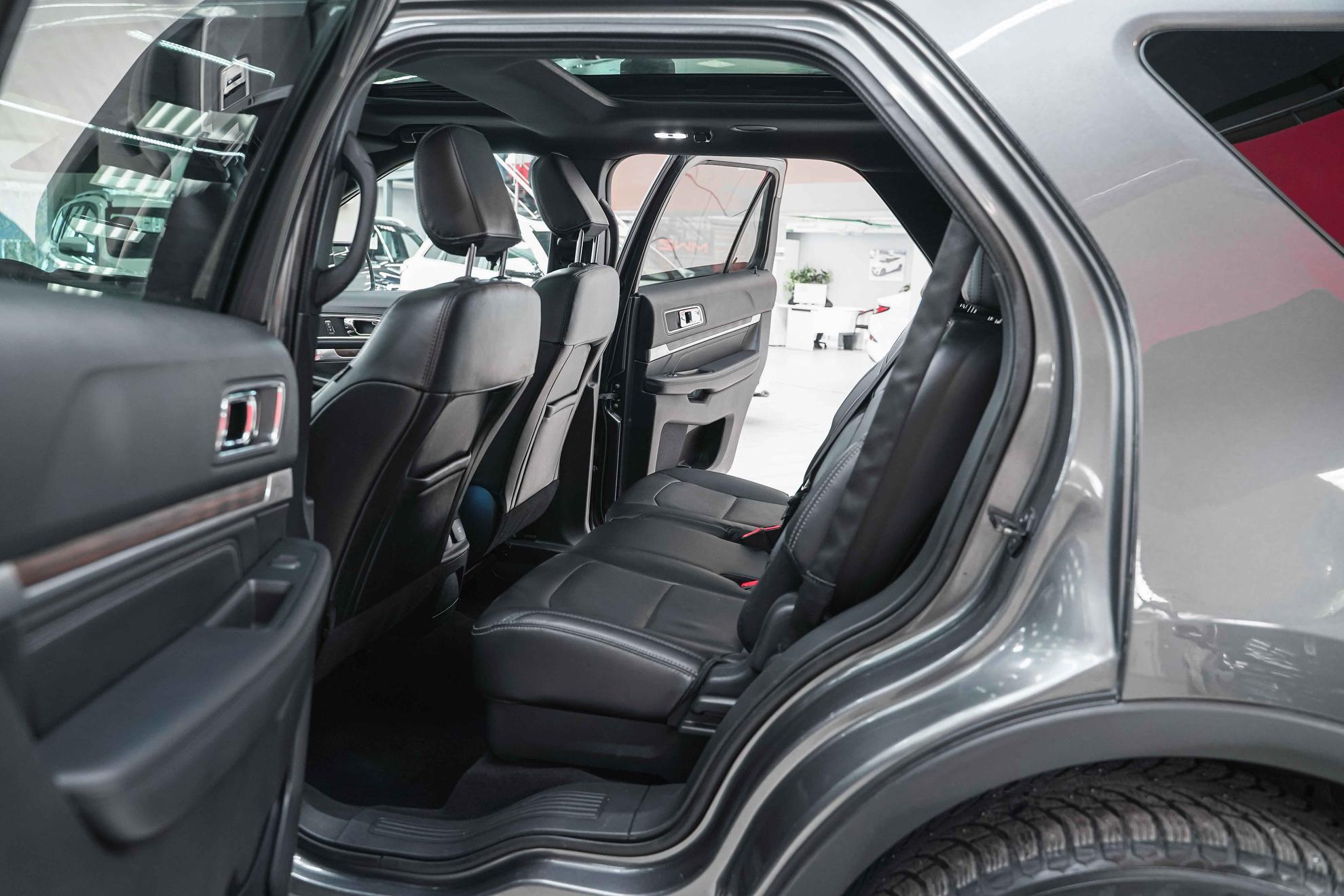 Ford Explorer 2018, серый, ДЦ Орехово