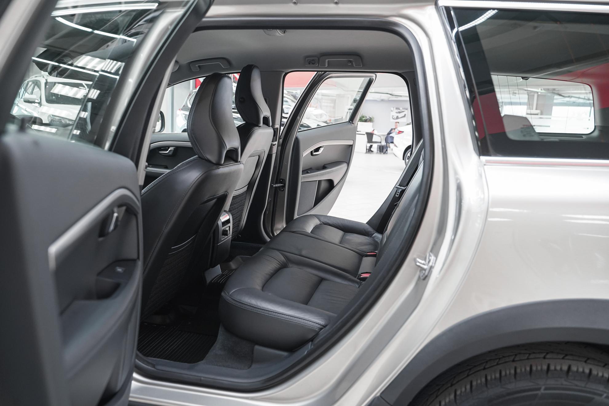 Volvo XC70 2013, бежевый, ДЦ Орехово