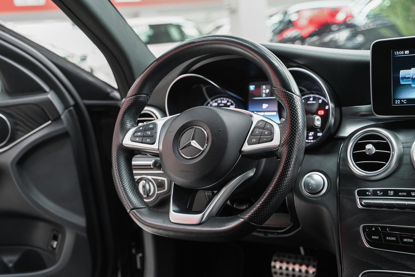 Mercedes-Benz C-Класс 2017, черный, ДЦ Орехово