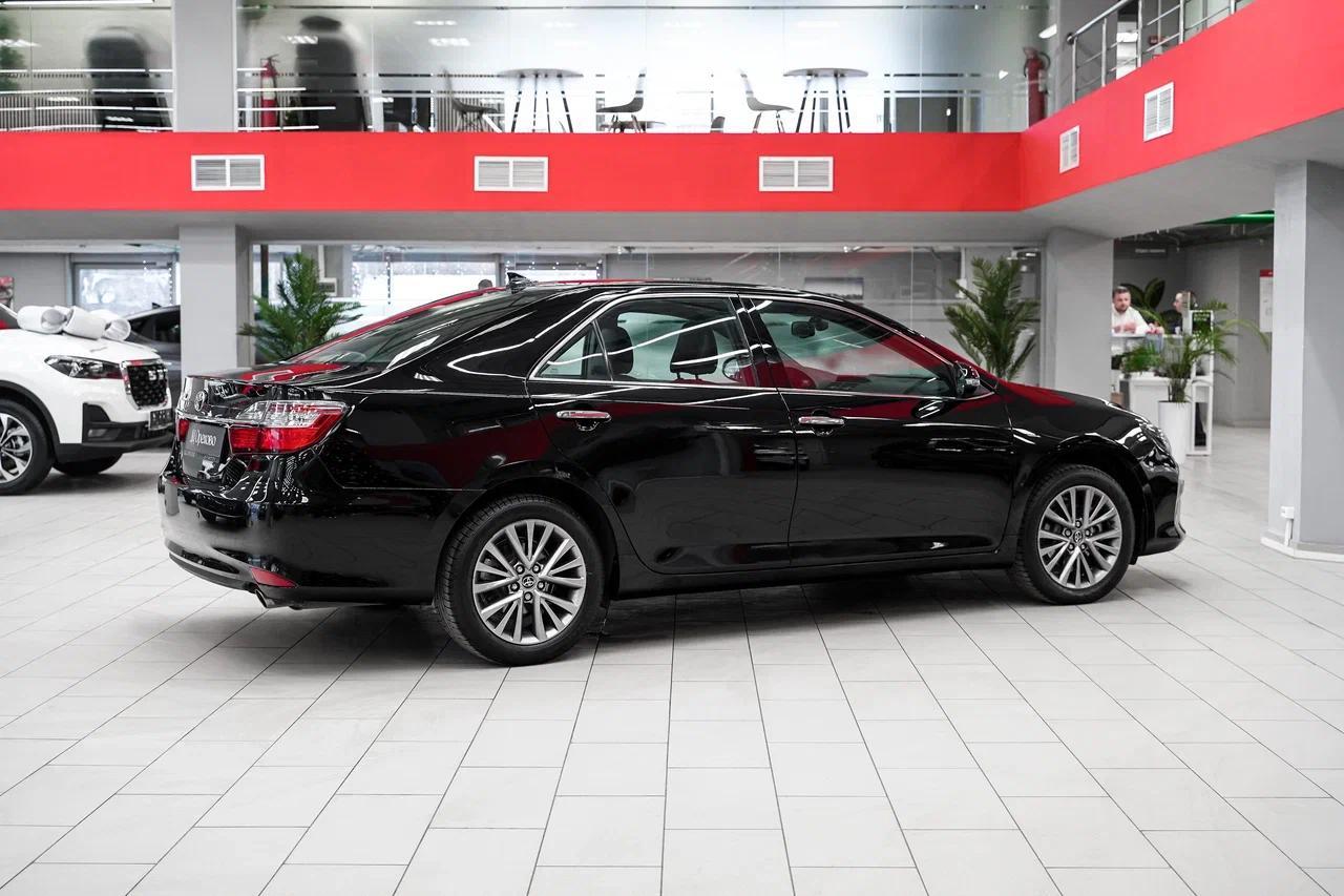 Toyota Camry 2017, черный, ДЦ Орехово