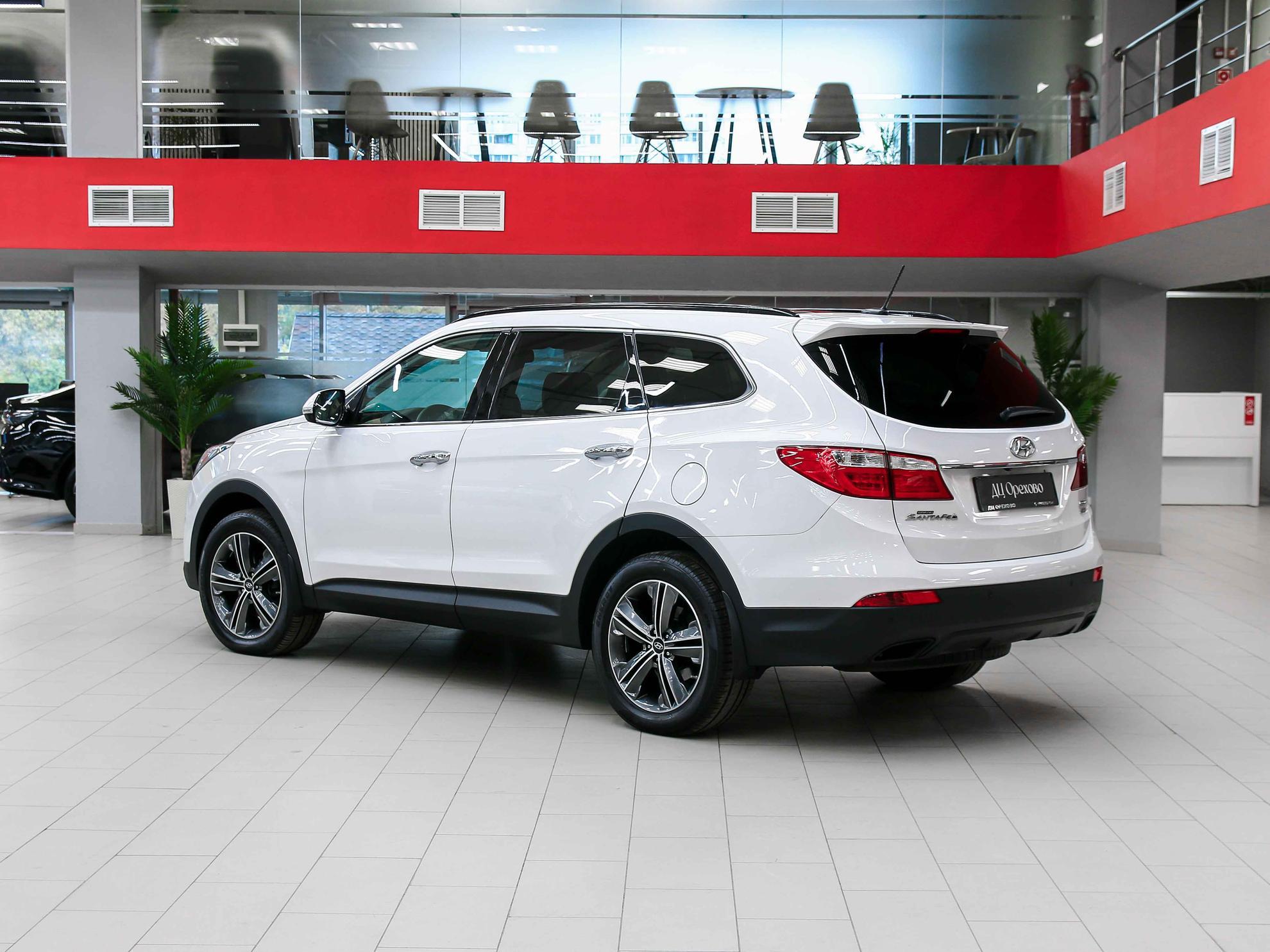 Hyundai Santa Fe 2014, белый, ДЦ Орехово