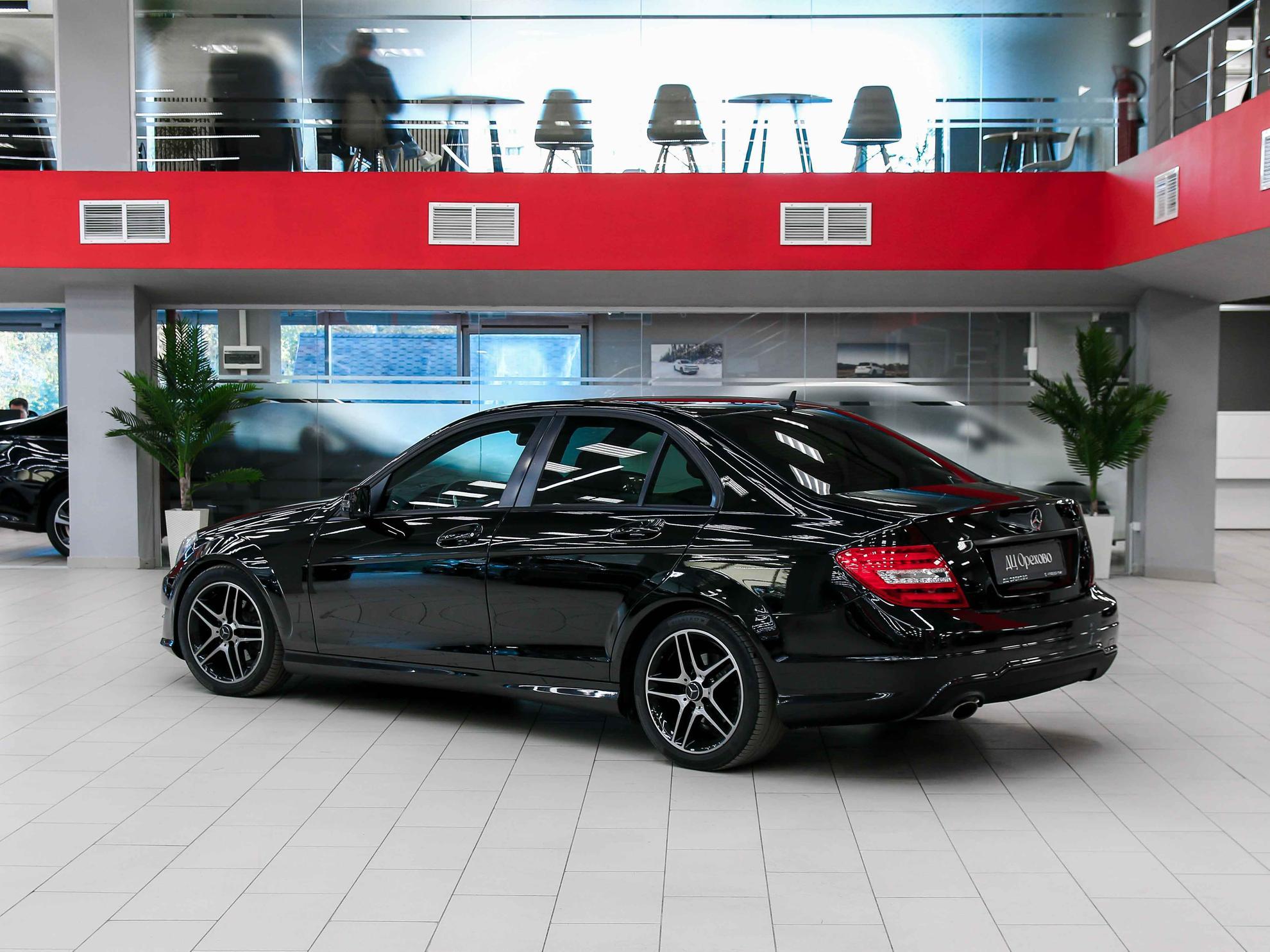 Mercedes-Benz C-Класс 2013, черный, ДЦ Орехово