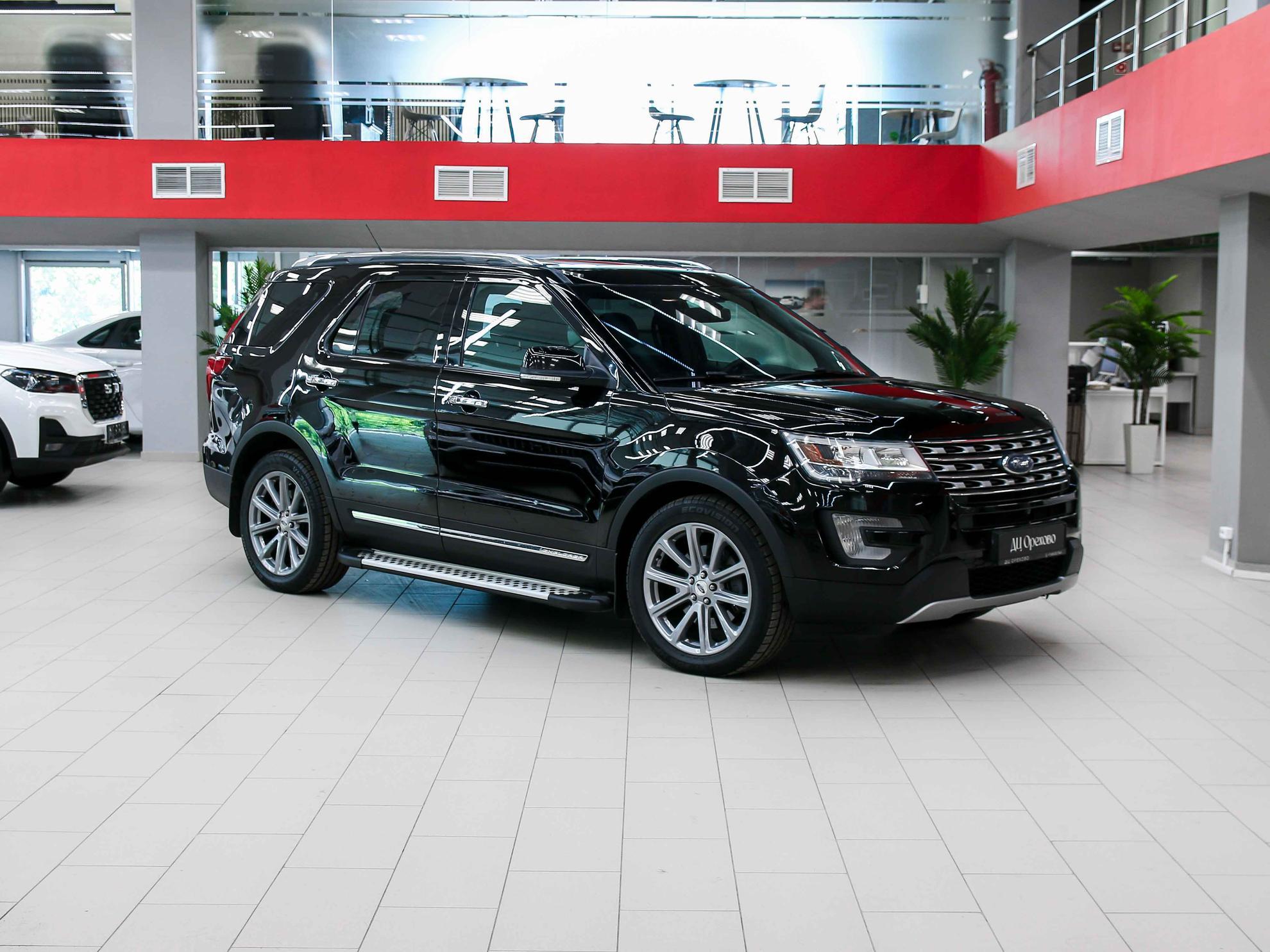 Ford Explorer 2016, черный, ДЦ Орехово