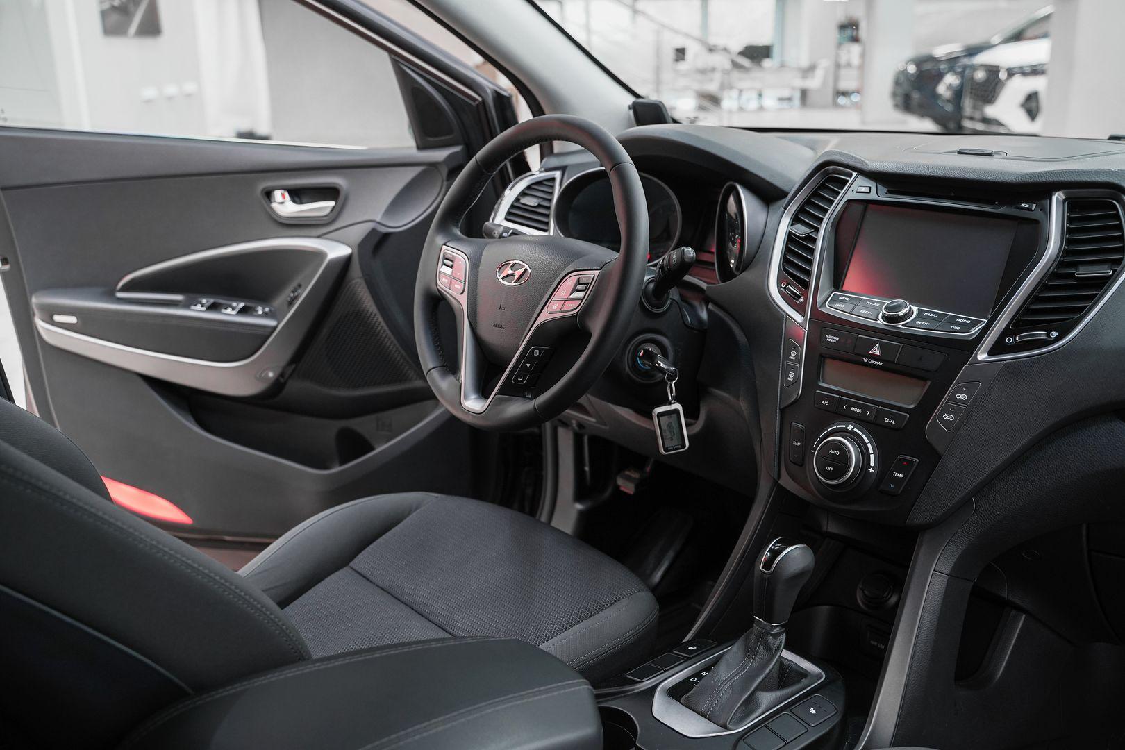 Hyundai Santa Fe 2014, коричневый, ДЦ Орехово