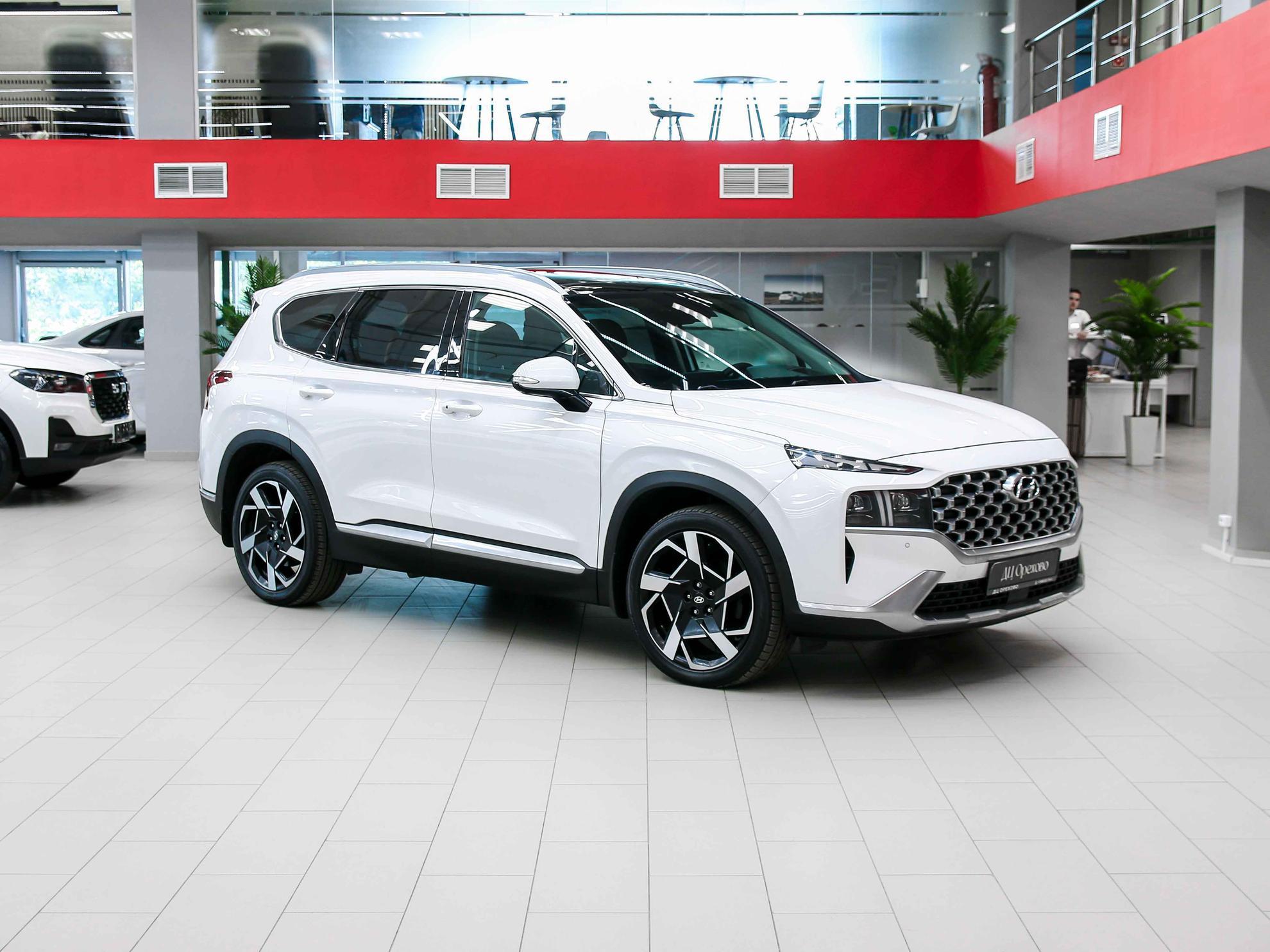 Hyundai Santa Fe 2021, белый, ДЦ Орехово