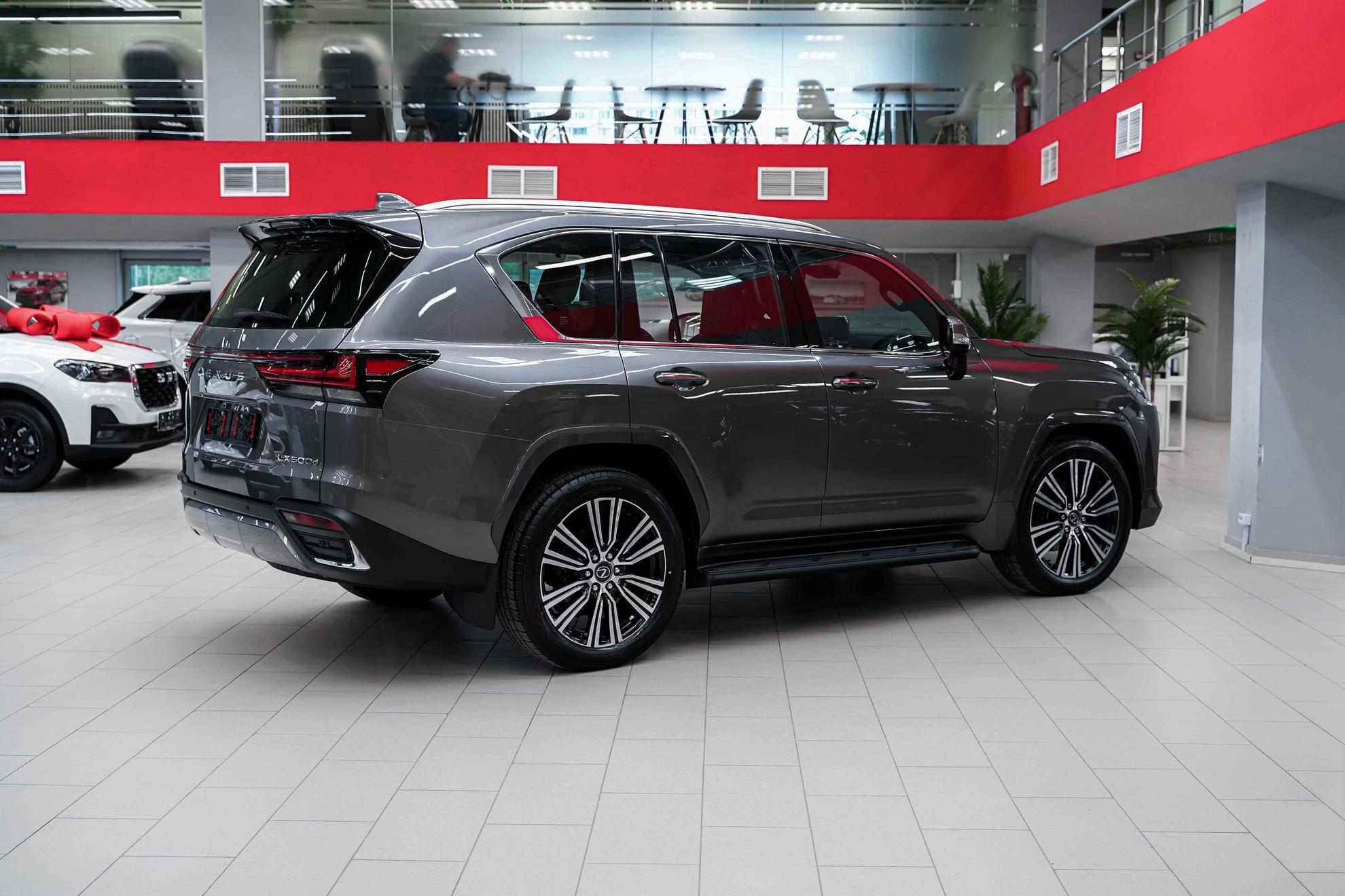 Lexus LX 2026, серый, ДЦ Орехово