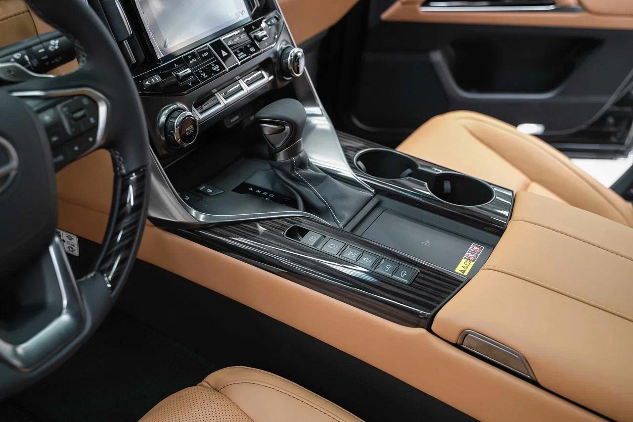 Lexus LX 2026, черный, ДЦ Орехово