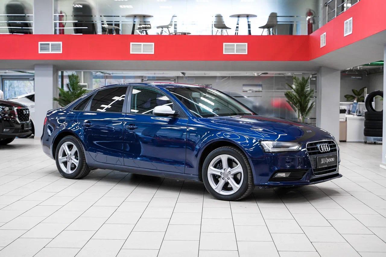 Audi A4 2012, синий, ДЦ Орехово