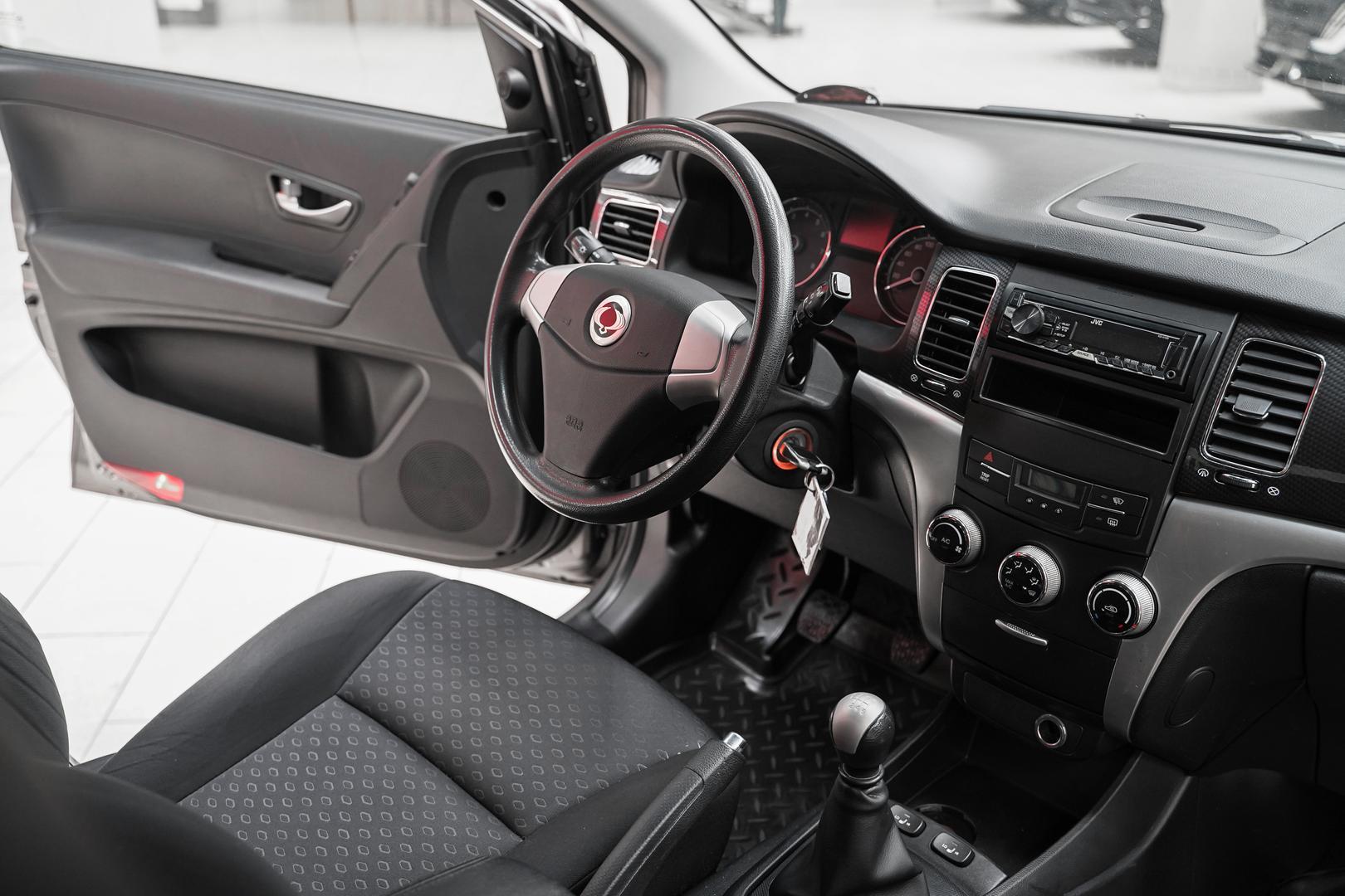 SsangYong Actyon 2012, серый, ДЦ Орехово