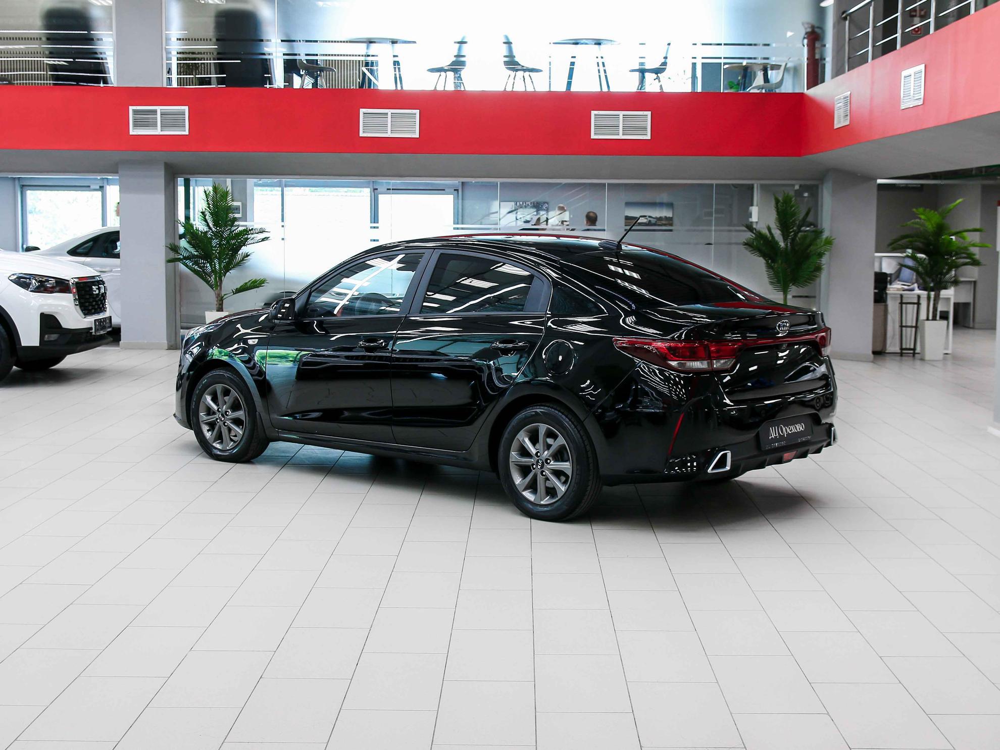 Kia Rio 2021, черный, ДЦ Орехово