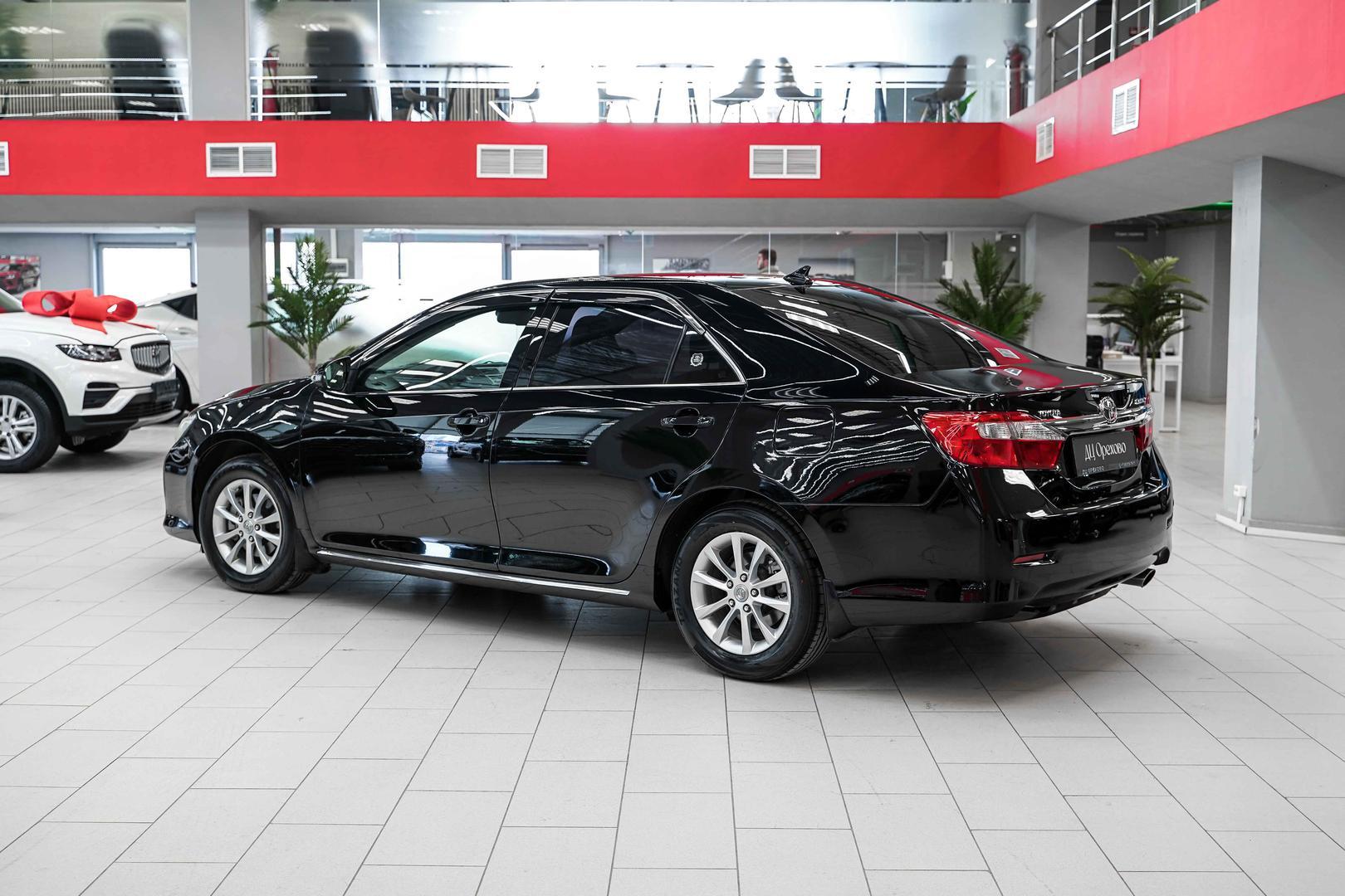 Toyota Camry 2012, черный, ДЦ Орехово