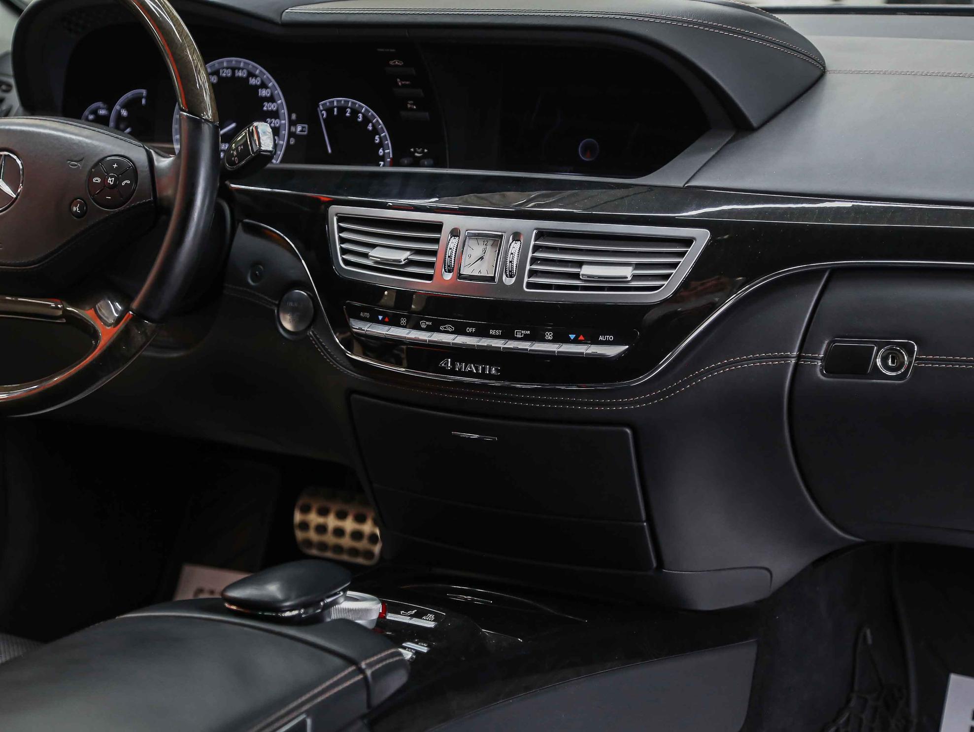 Mercedes-Benz S-Класс 2011, черный, ДЦ Орехово
