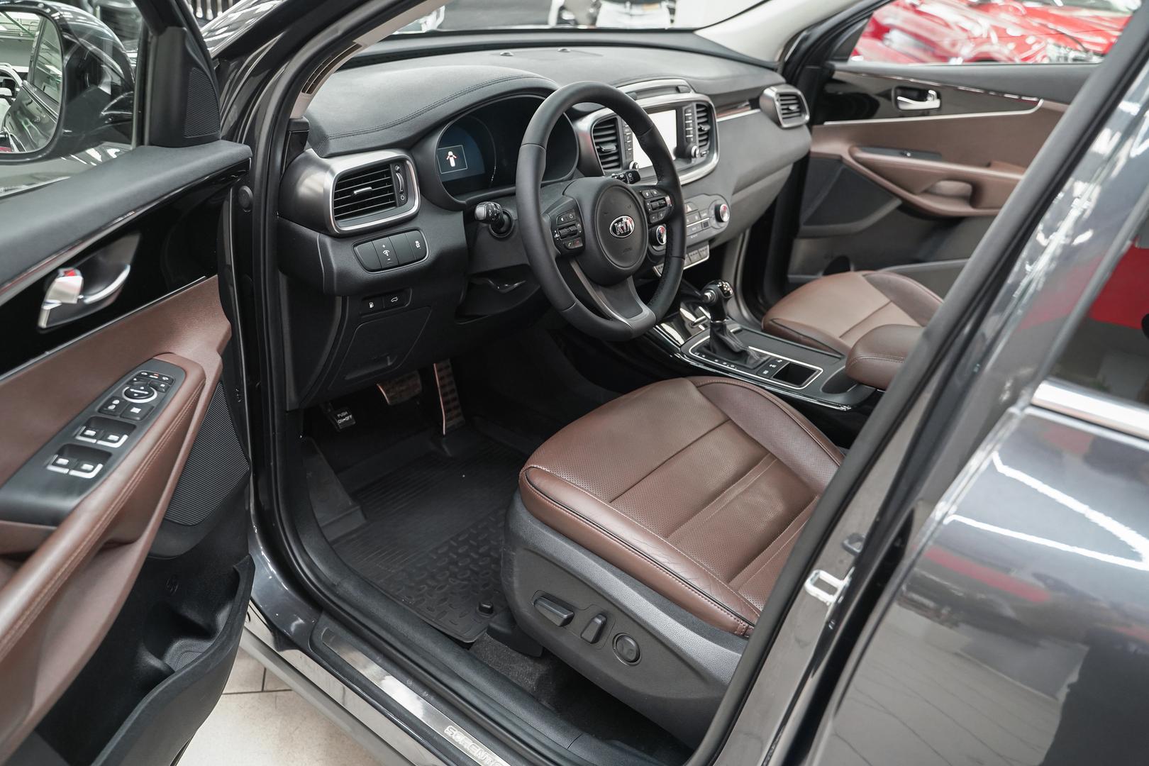 Kia Sorento 2017, серый, ДЦ Орехово