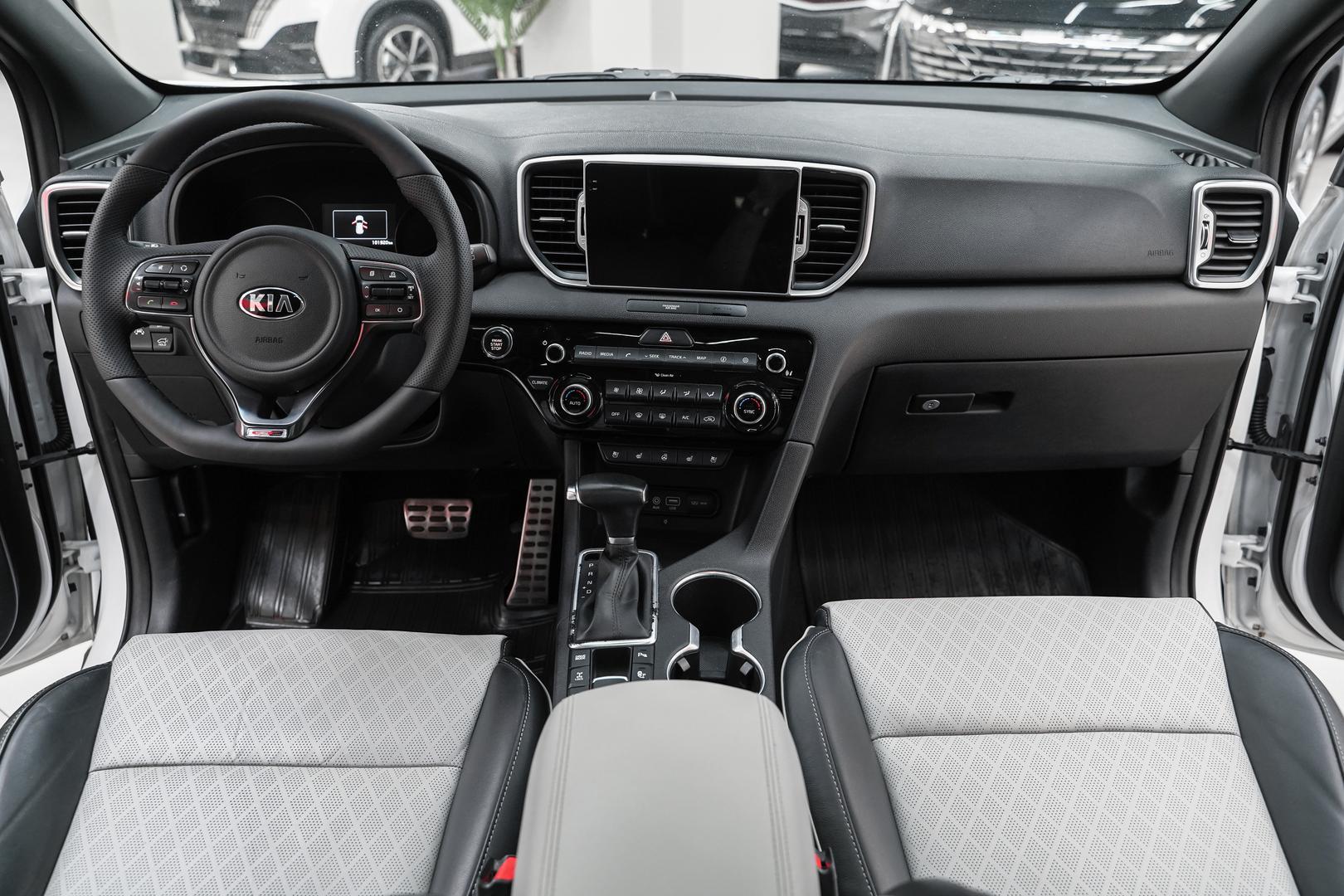 Kia Sportage 2016, белый, ДЦ Орехово