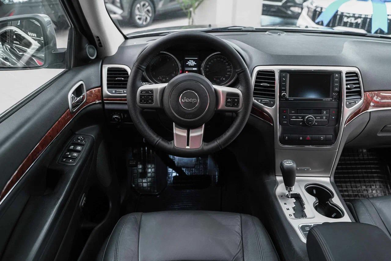Jeep Grand Cherokee 2012, серый, ДЦ Орехово
