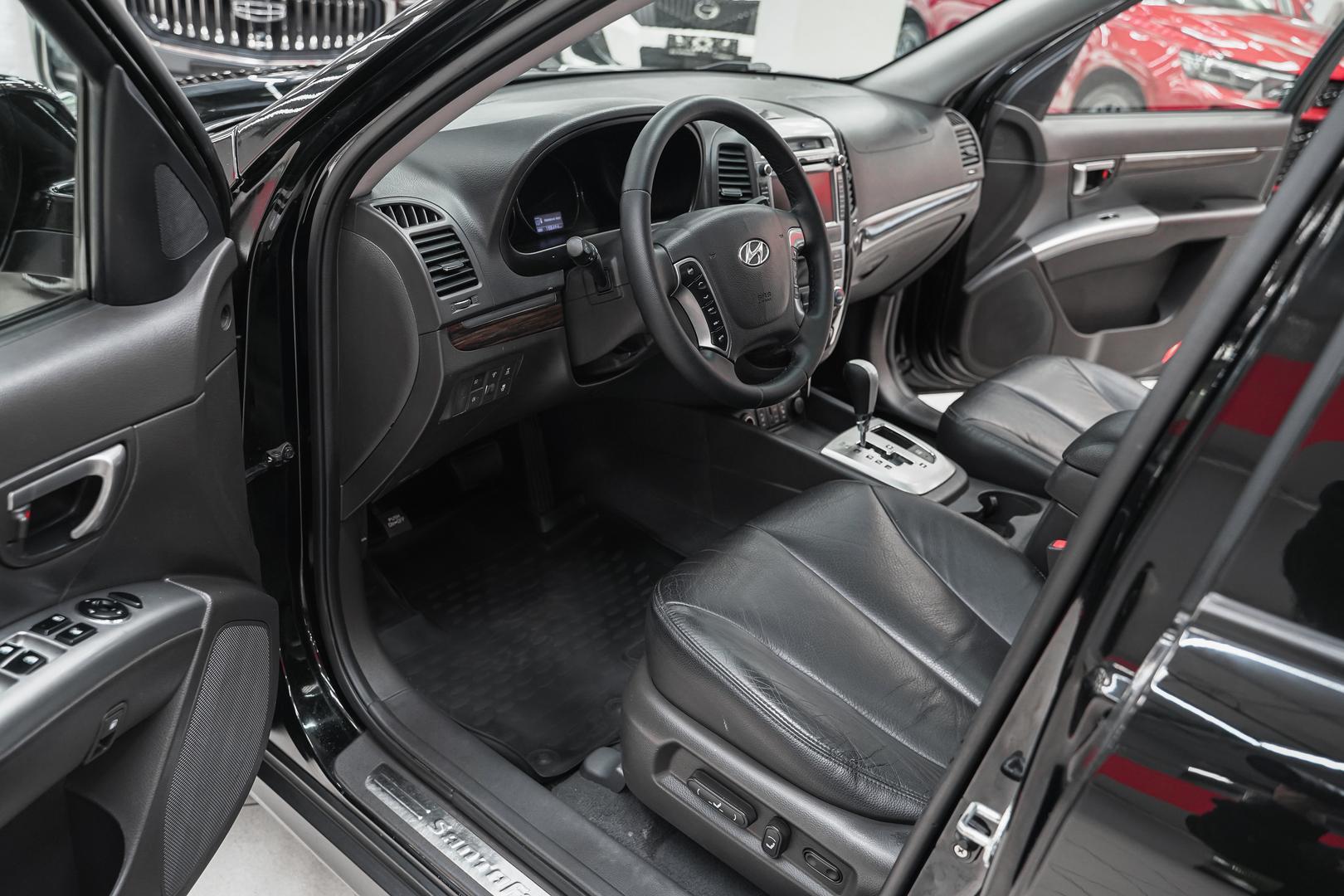 Hyundai Santa Fe 2010, черный, ДЦ Орехово