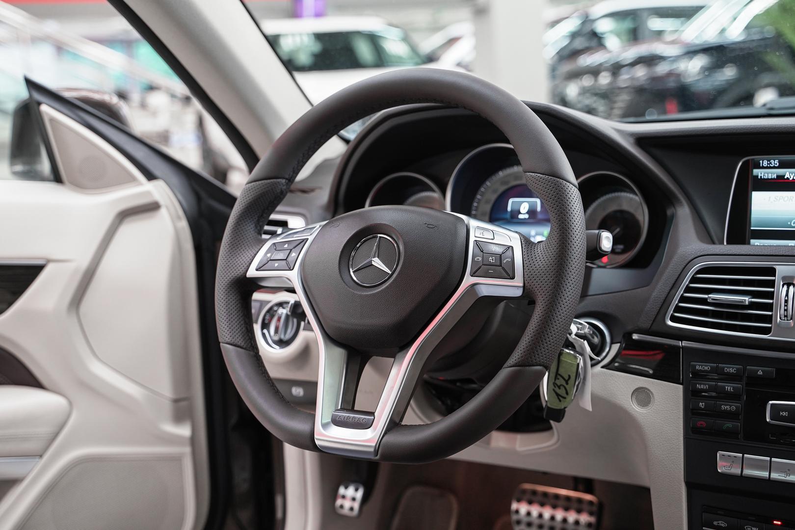 Mercedes-Benz E-Класс 2015, коричневый, ДЦ Орехово
