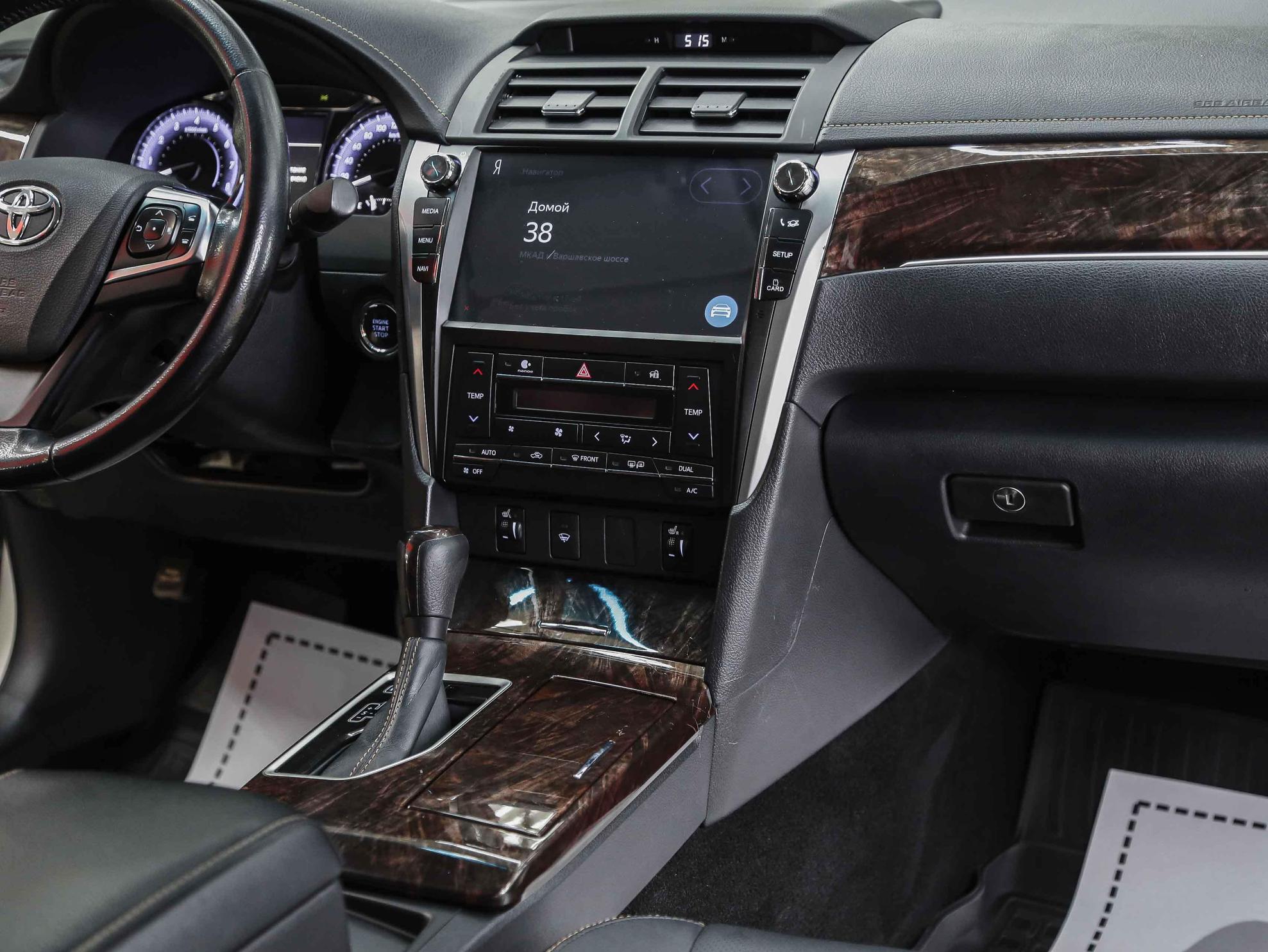 Toyota Camry 2017, белый, ДЦ Орехово