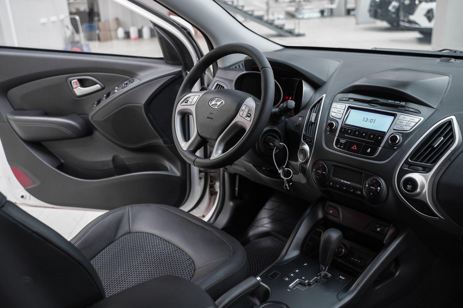Hyundai ix35 2013, белый, ДЦ Орехово