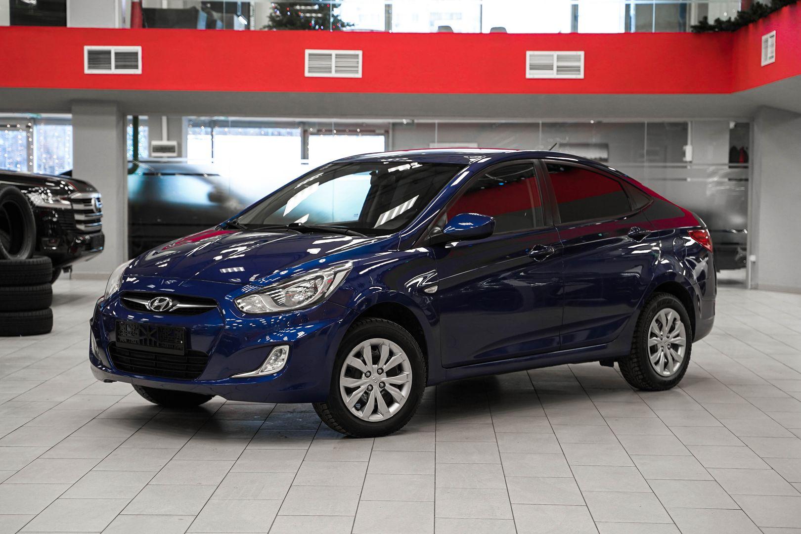 Hyundai Solaris 2011, синий, ДЦ Орехово
